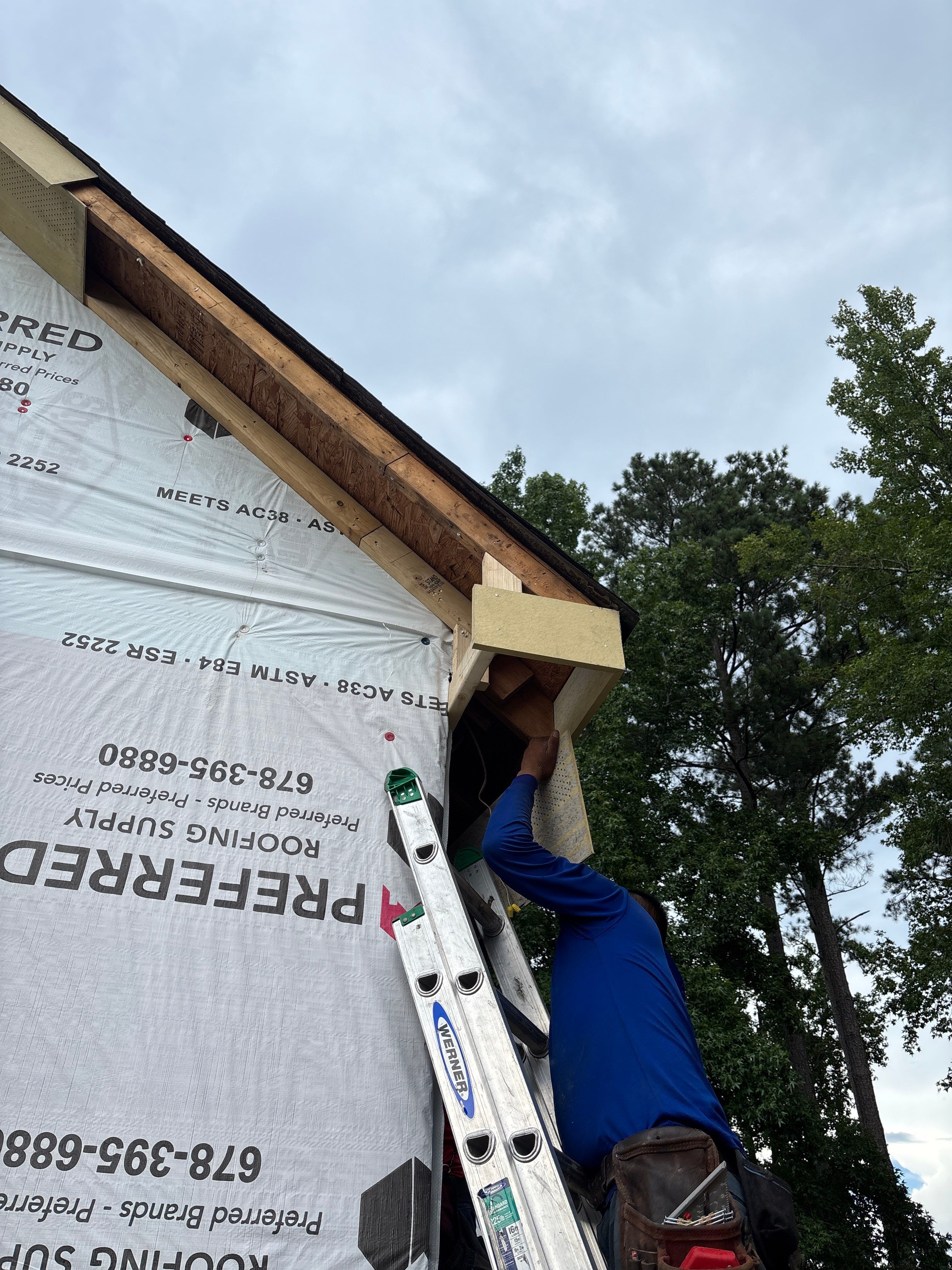 Siding replacement  by Deerfield Roofing LLC