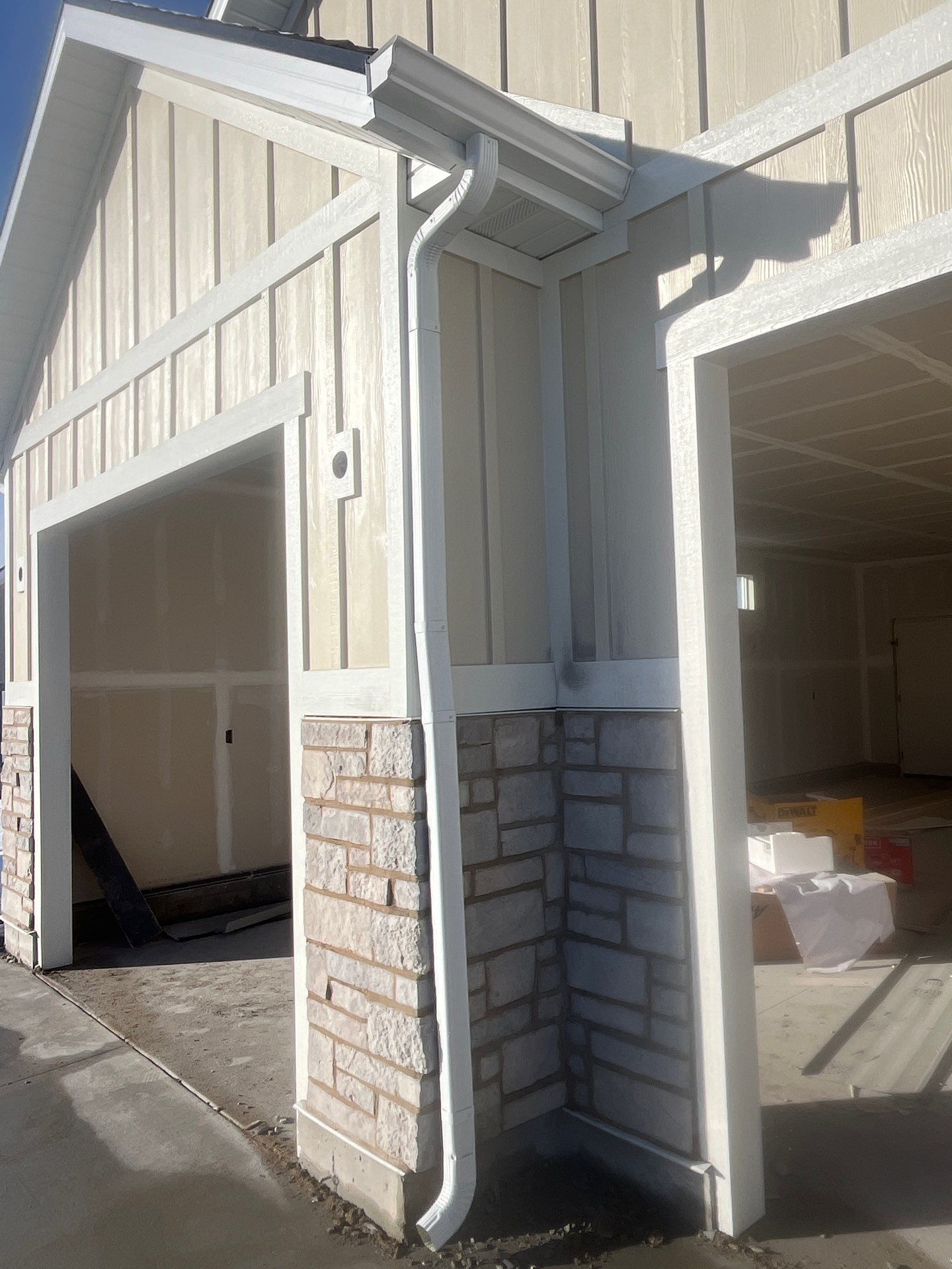 Project in Pleasant by Master Rain Gutters.