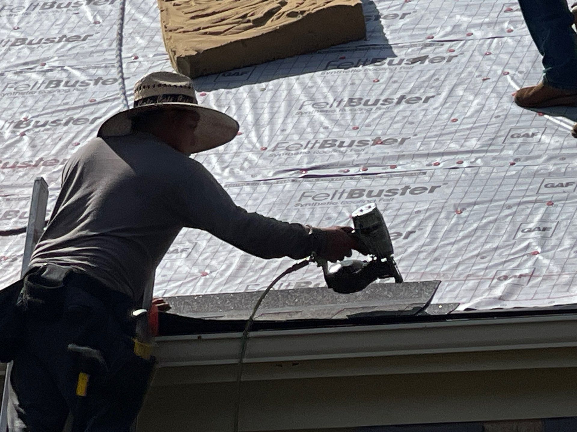 Residential Roofing Installation using Gaf Timberline HDZ Weathered Wood by Undersun Roofing 