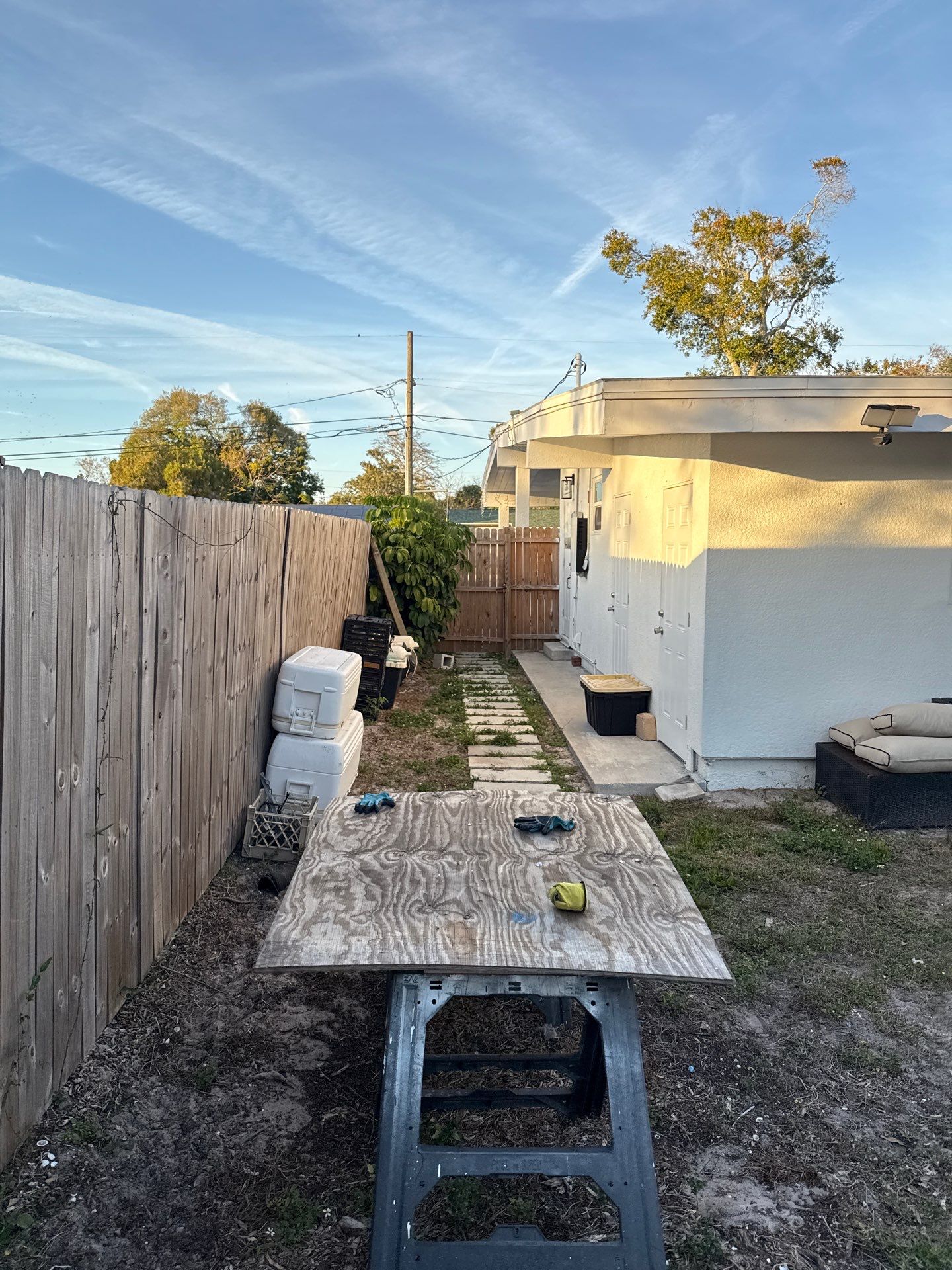 6 Inch Seamless Gutters using K-Style Gutters in Saint Petersburg FL by Gutter Professors