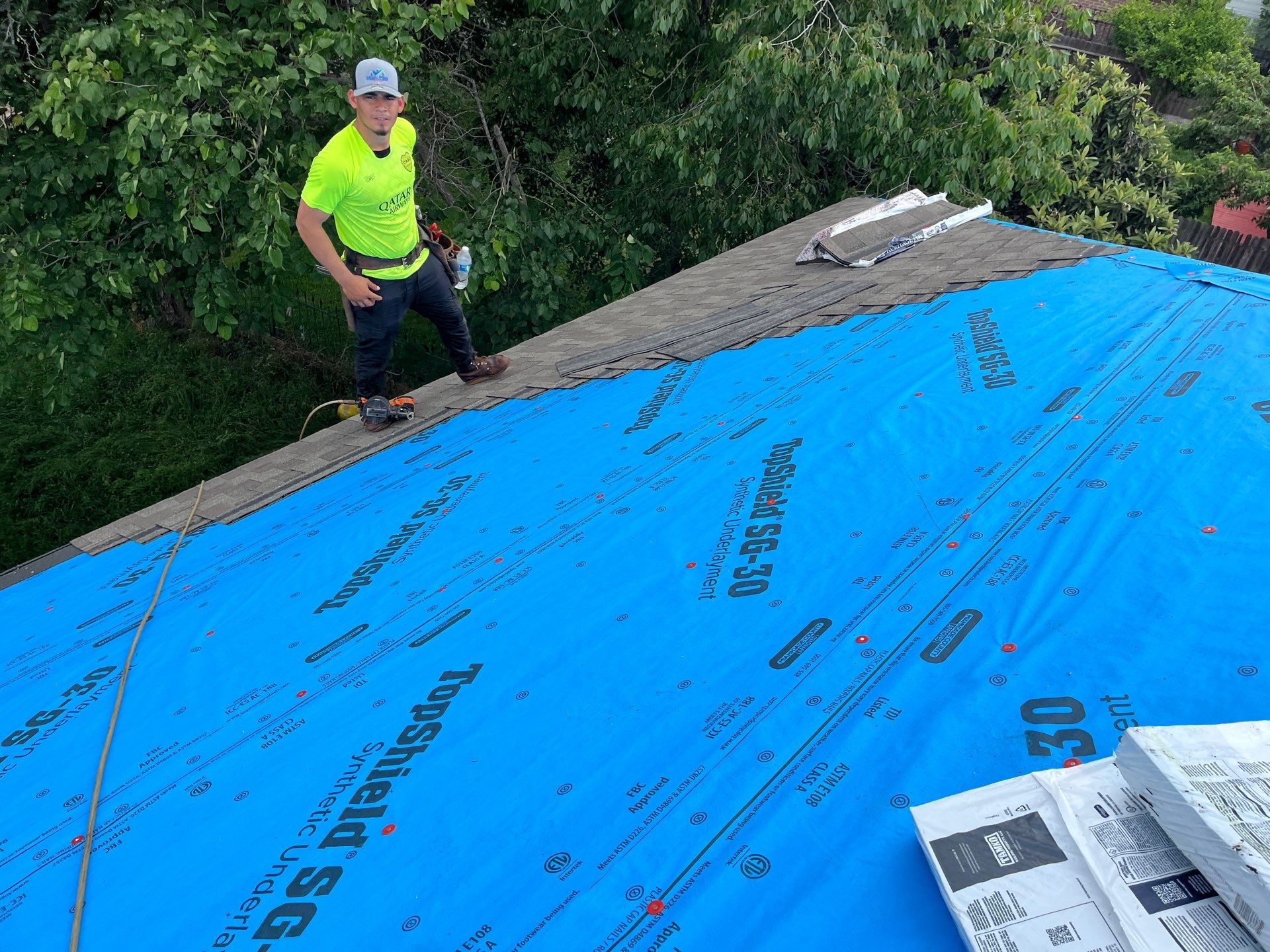 Residential Roofing Installation using Owen's Corning Duration (Lifetime) Shingles by Roof Repair Company
