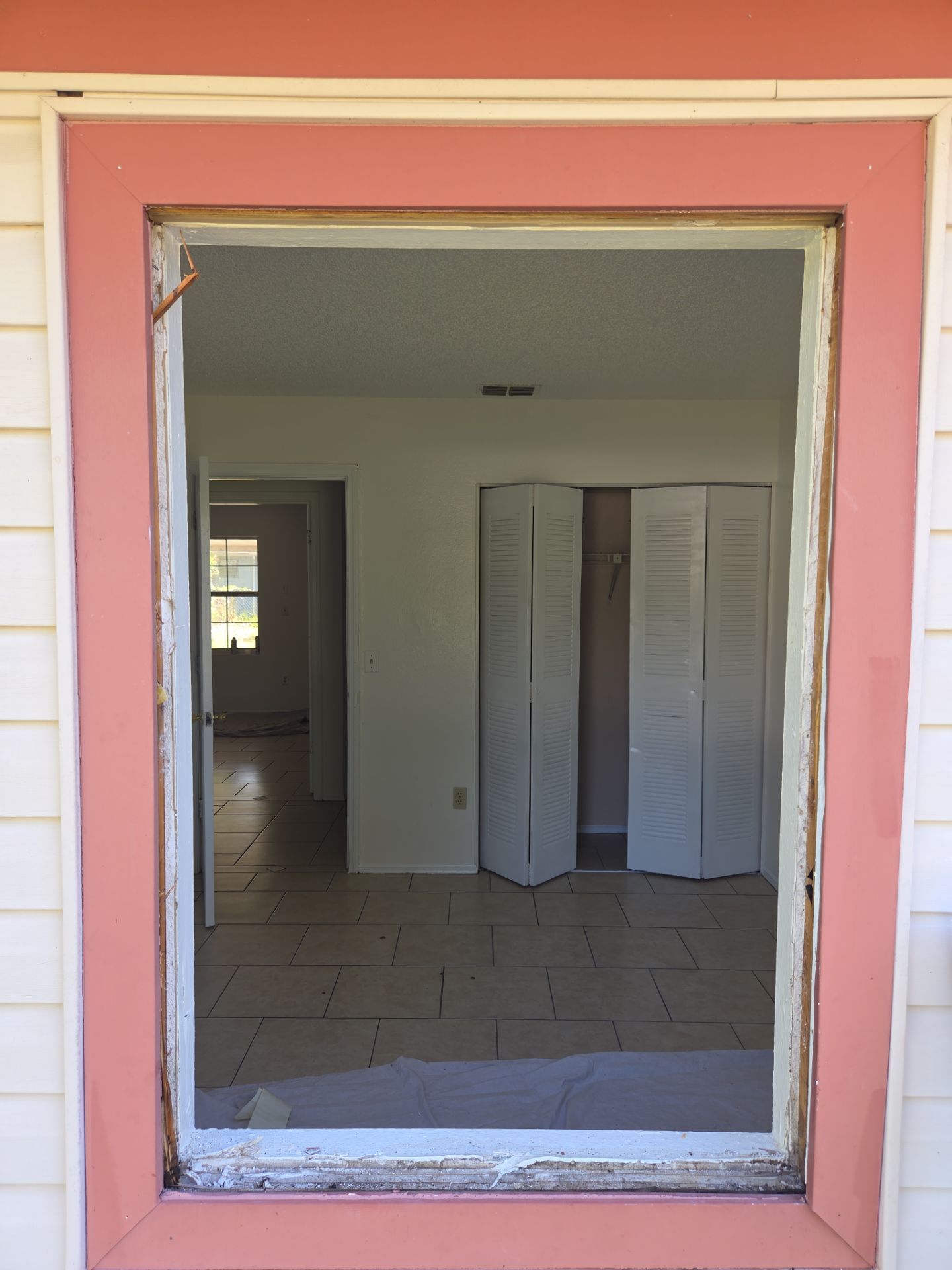 Energy-Efficient White Vinyl Window Replacement Throughout Ocala Residence by Windows & Doors Store