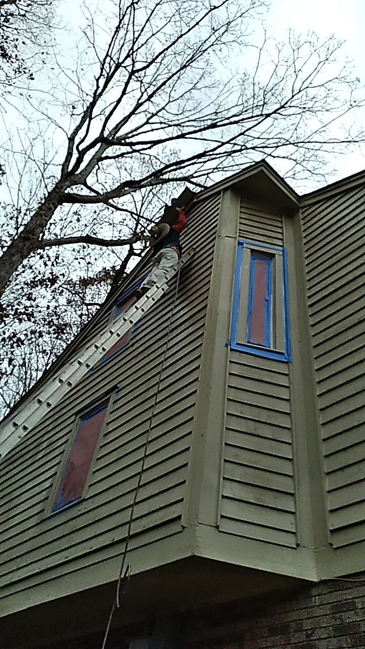 Exterior renovation using James Hardie Siding and Simonton Windows by Indigo State Roofing