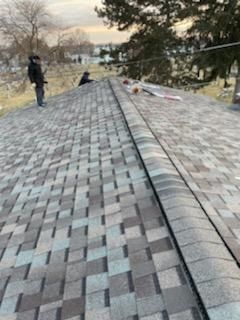 ATLAS PINNACLE COLOR: MAJESTIC SHAKE DRIP EDGE: WHITE by Eagle Eye Roofing