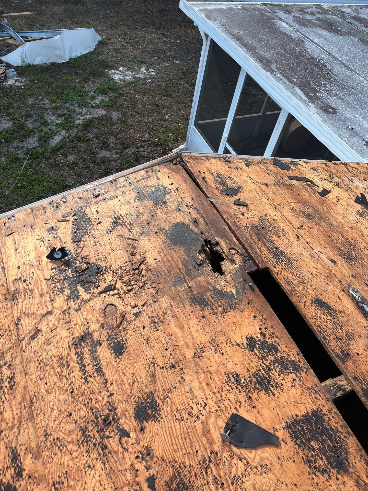 Project in St. Petersburg 33702 by Mitchell Roofing Company LLC 