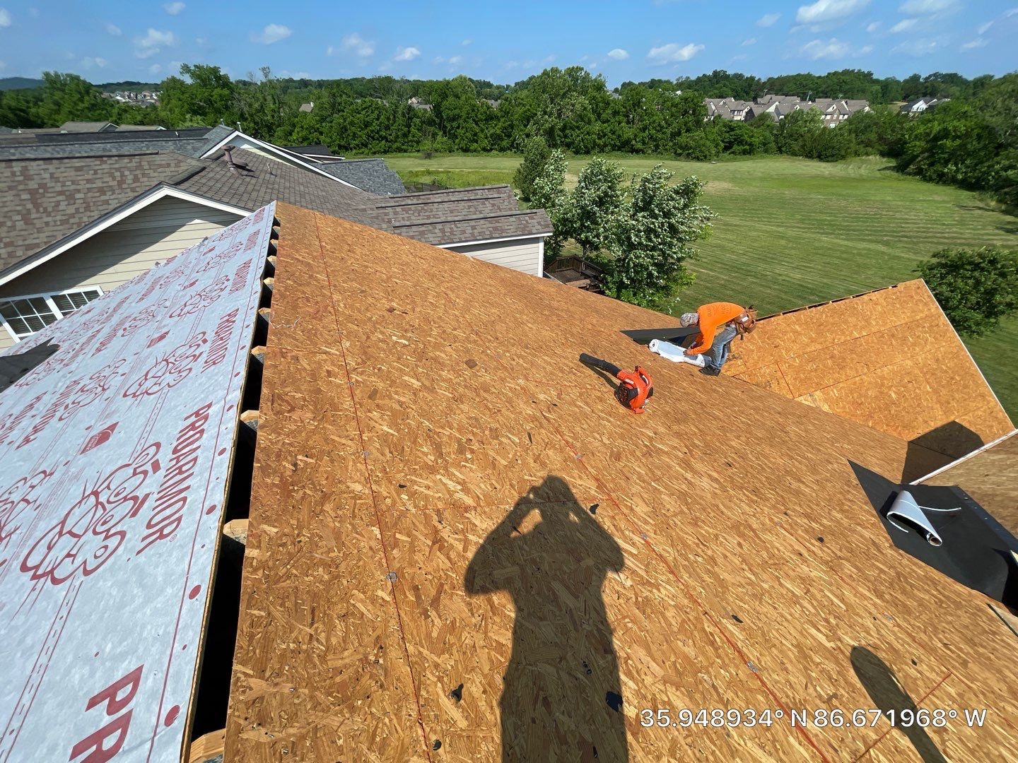 Residential Roofing Installation using Owens Corning Oakridge Roofing System by Undersun Roofing 