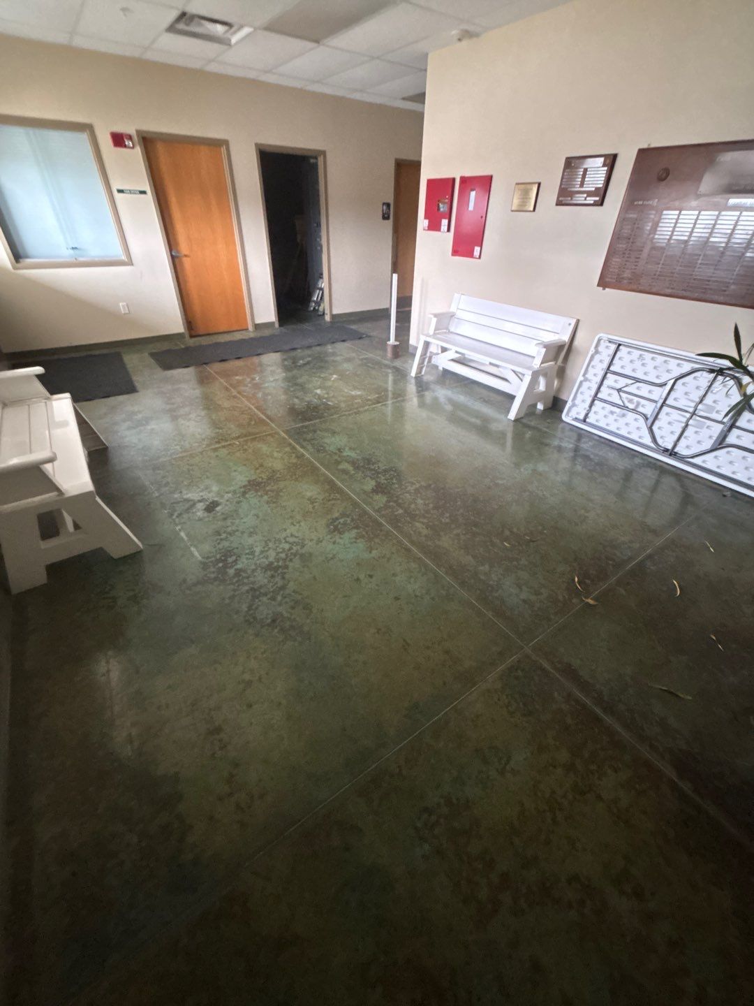 Rae’s Creek by Granite Garage Floors