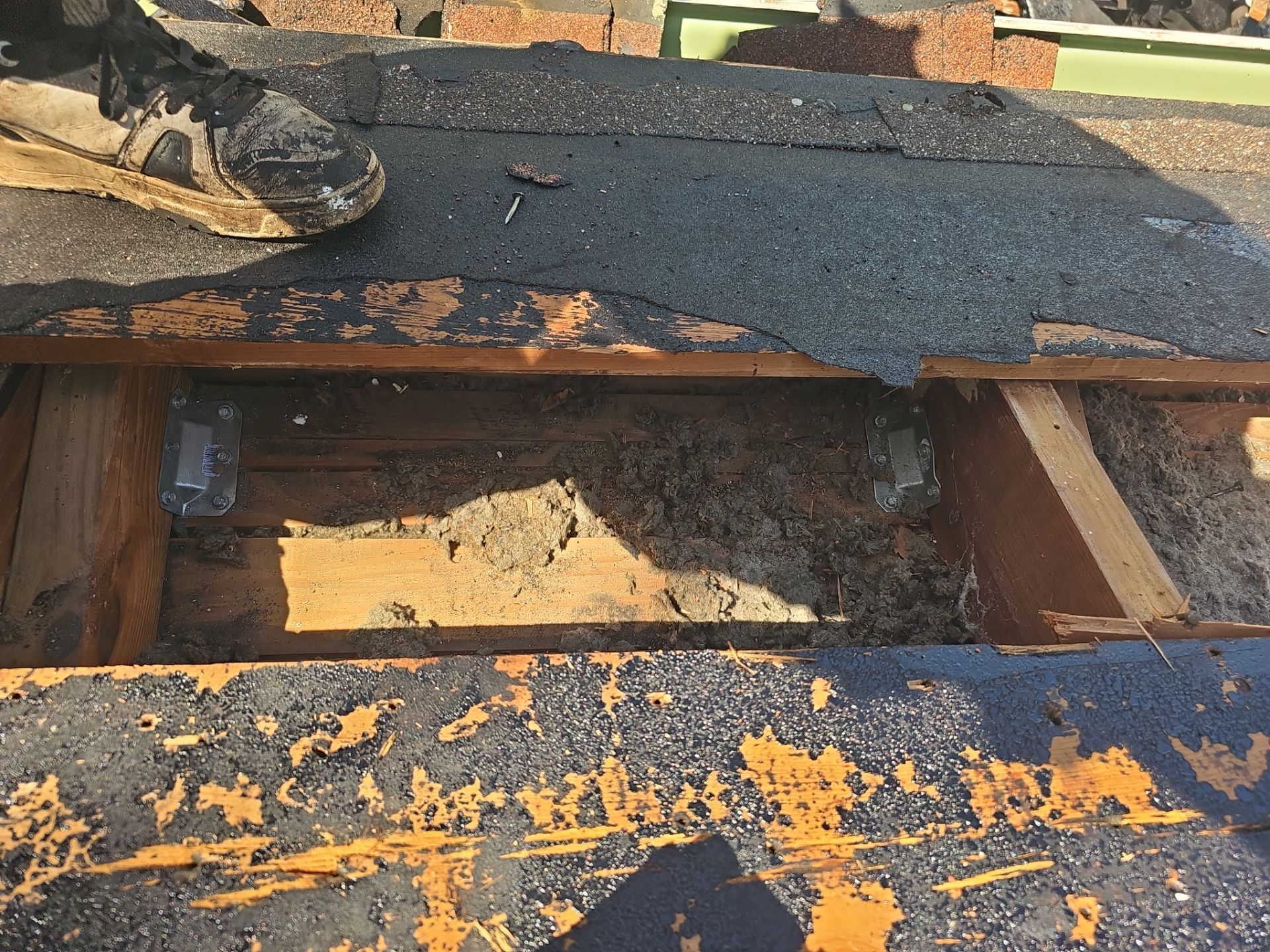 Project in St. Petersburg 33776 by Mitchell Roofing Company LLC 