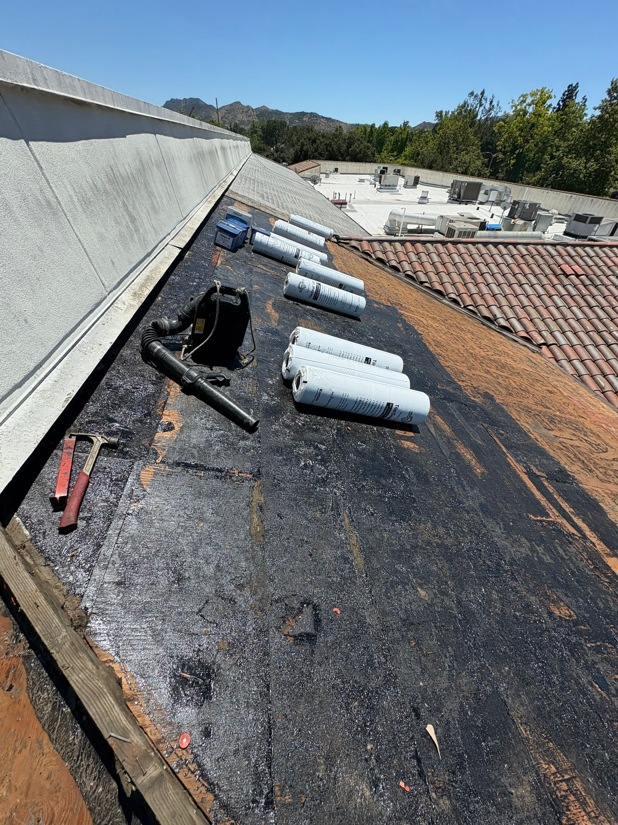 Regency Westlake Shopping Center  by Sanchez Single Ply Roofing