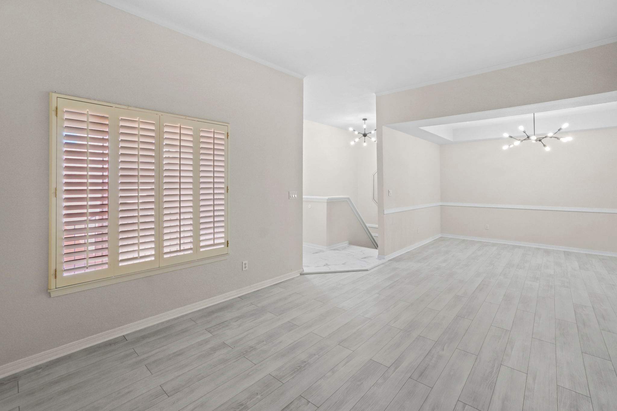 Luxury condo remodel by the golf course by Castro Brothers Solutions