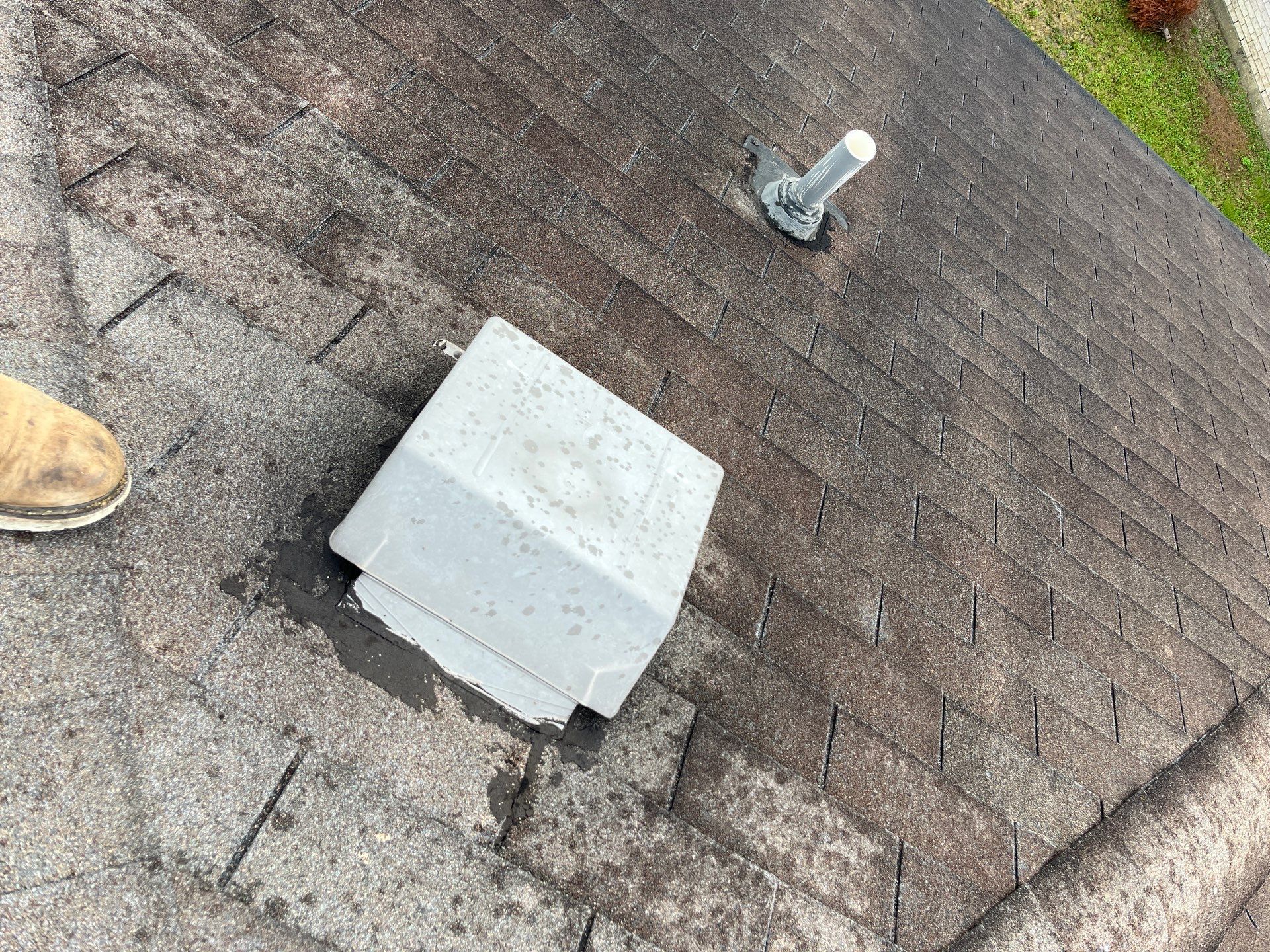 Residential Roofing Repair using Owen's Corning Duration (Lifetime) Shingles by Roof Repair Company
