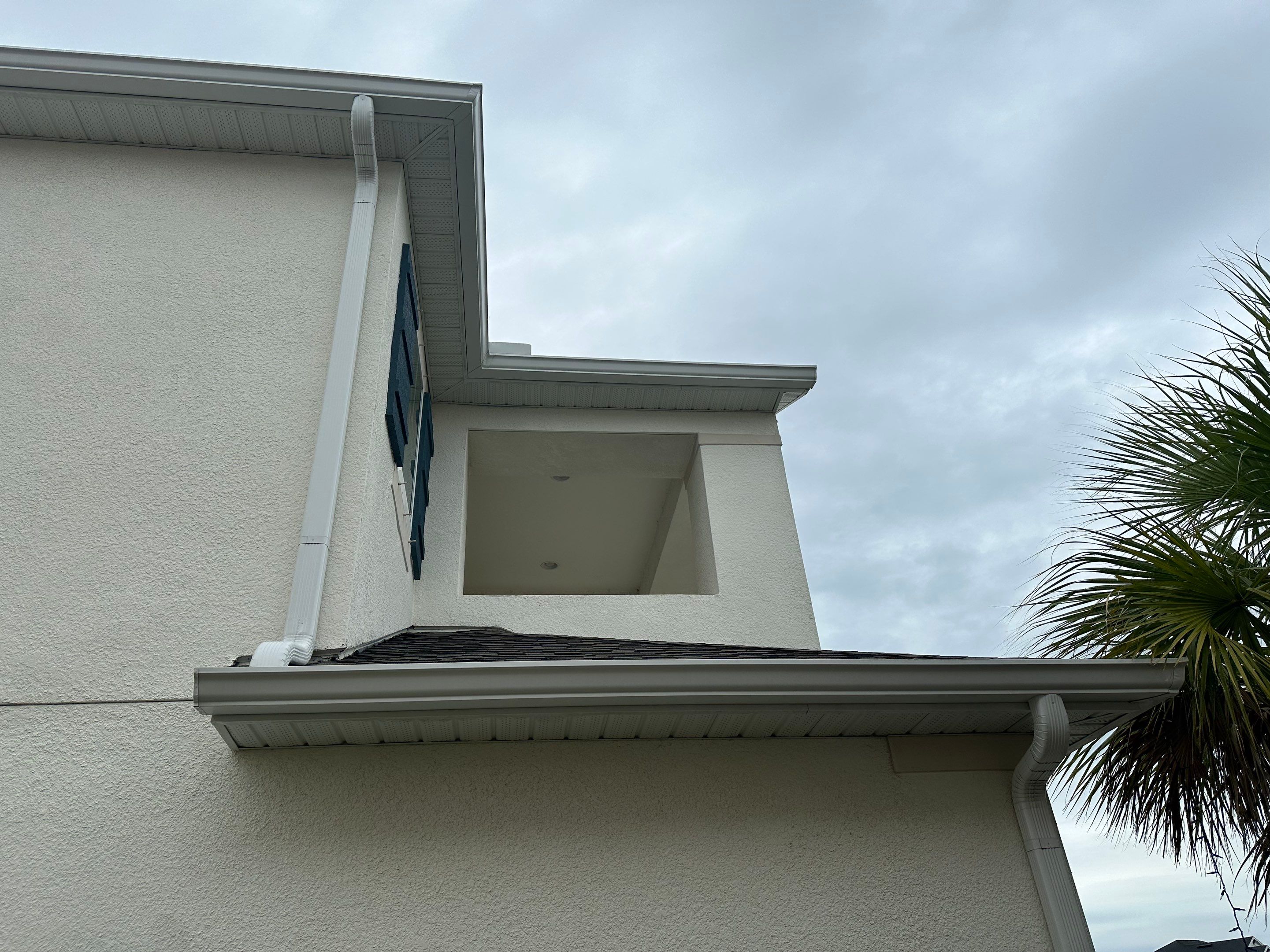 Complete House Wash and Exterior Surface Cleaning in Artisan Lakes Community, Palmetto, FL by Sunshine AquaWash