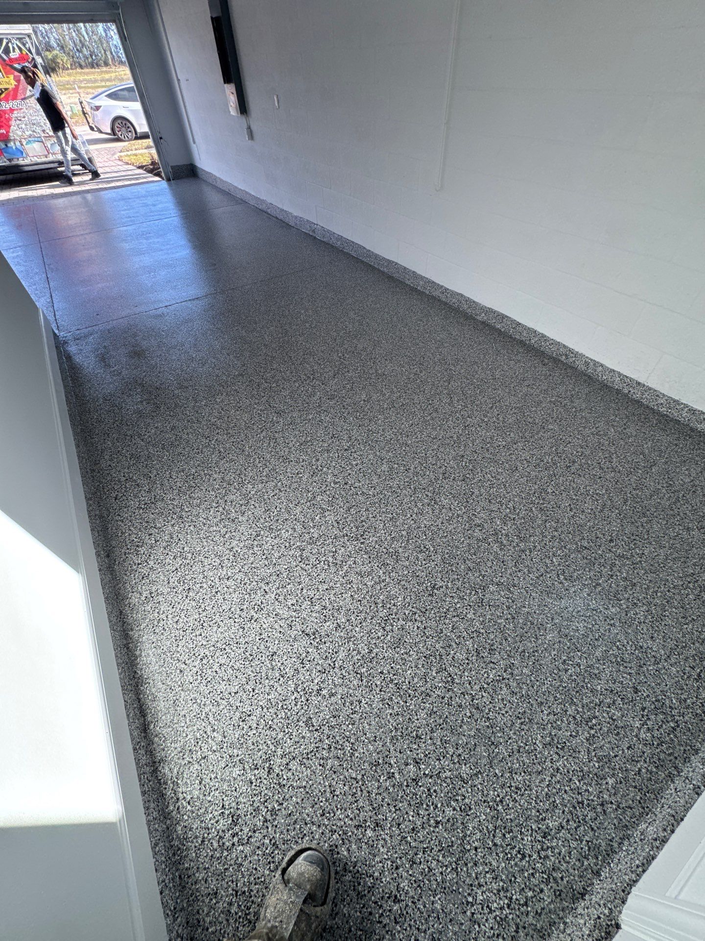 Sarasota, FL Polyaspartic Garage Floor Coating by Performance Floors & Coating