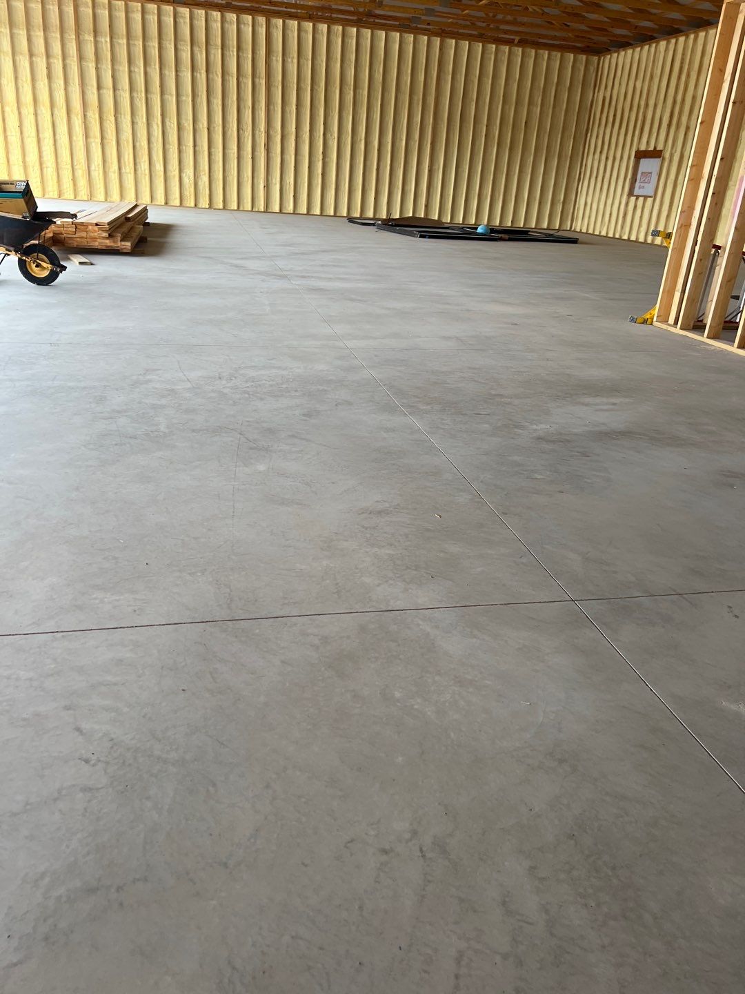 Flooring  by Cutting edge painting 