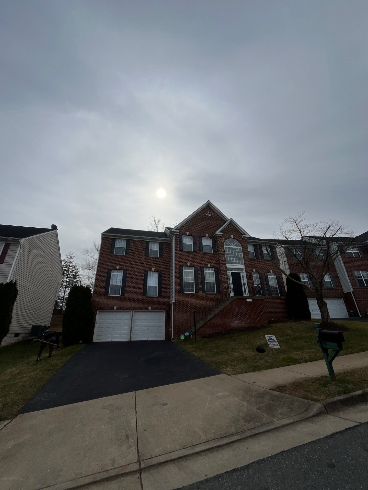 Woodbridge CertainTeed Landmark Roof in Charcoal Black by RM Banning, Inc.