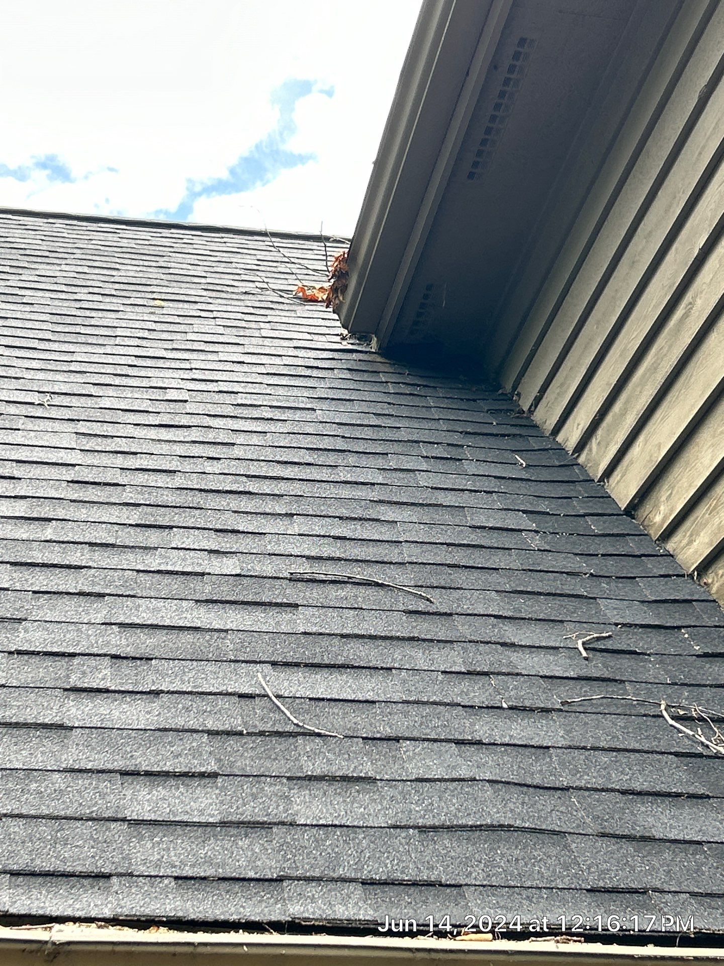 Residential Roofing Installation using Duration Series Shingles - Onyx Black by RoofX 