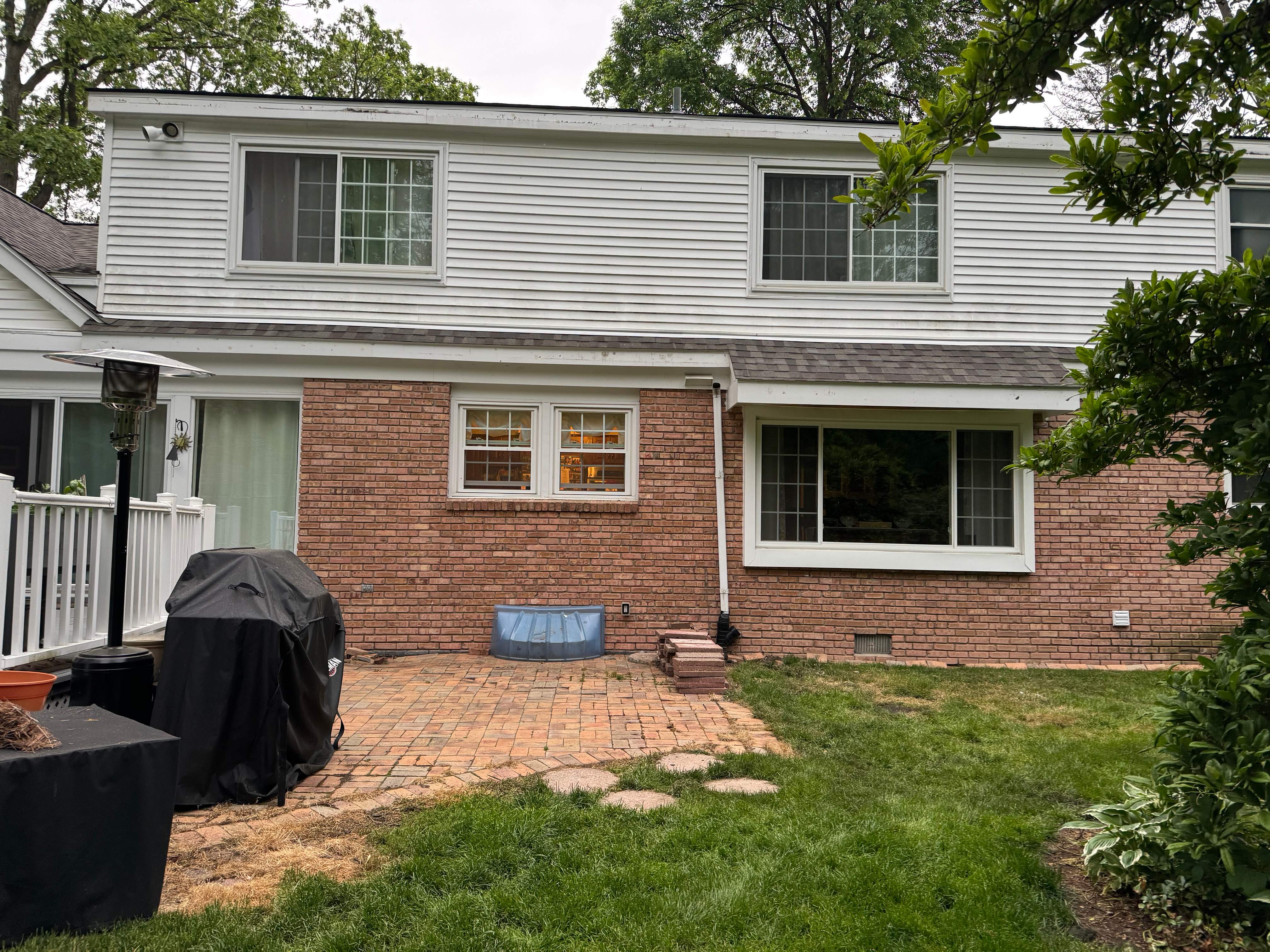 Residential Roofing Installation using Certainteed Landmark ClimateFlex by GRACCO