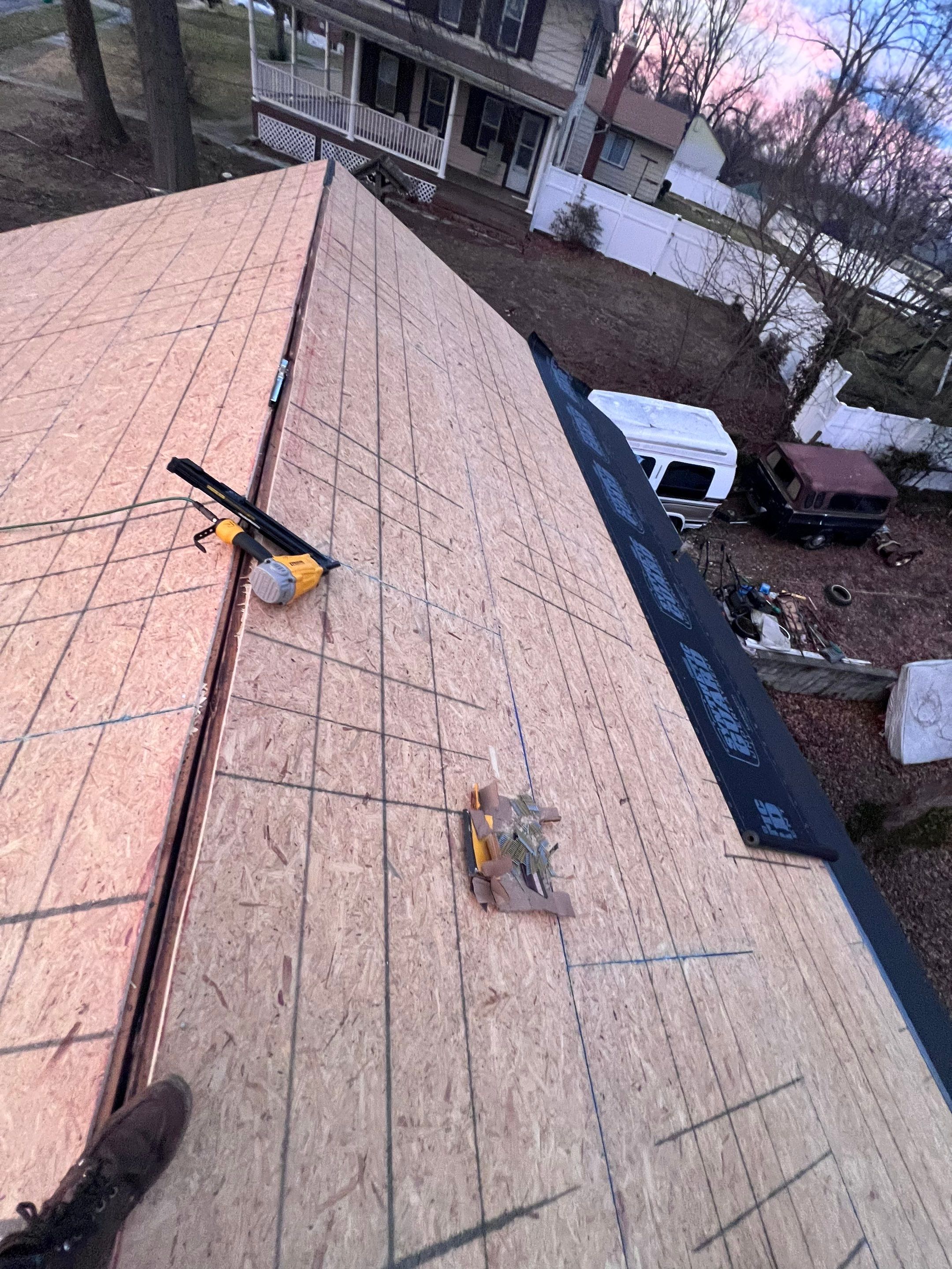 Tamko Titan - Slatestone Gray  by Storm Ready Exteriors