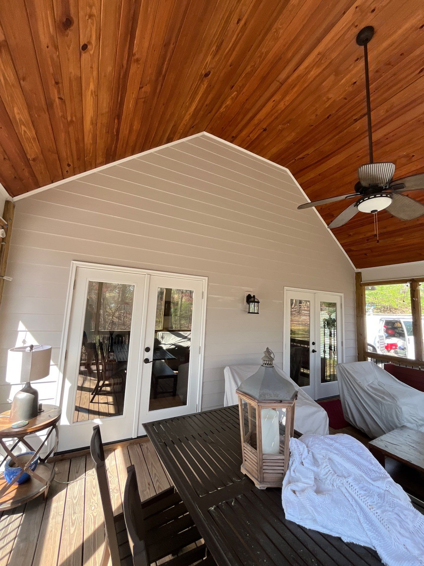 Stucco and Siding Exterior Painting using Sherwin Williams SuperPaint by Nelson Exteriors 