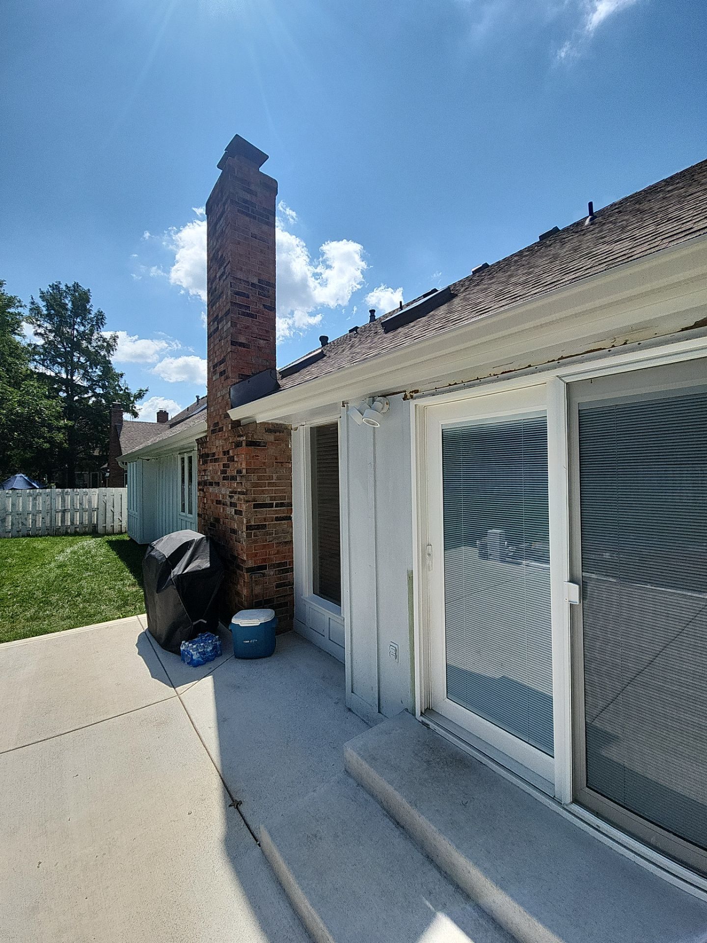 James Hardie siding in Overland park  by EEC  Windows, Siding & Roofing 