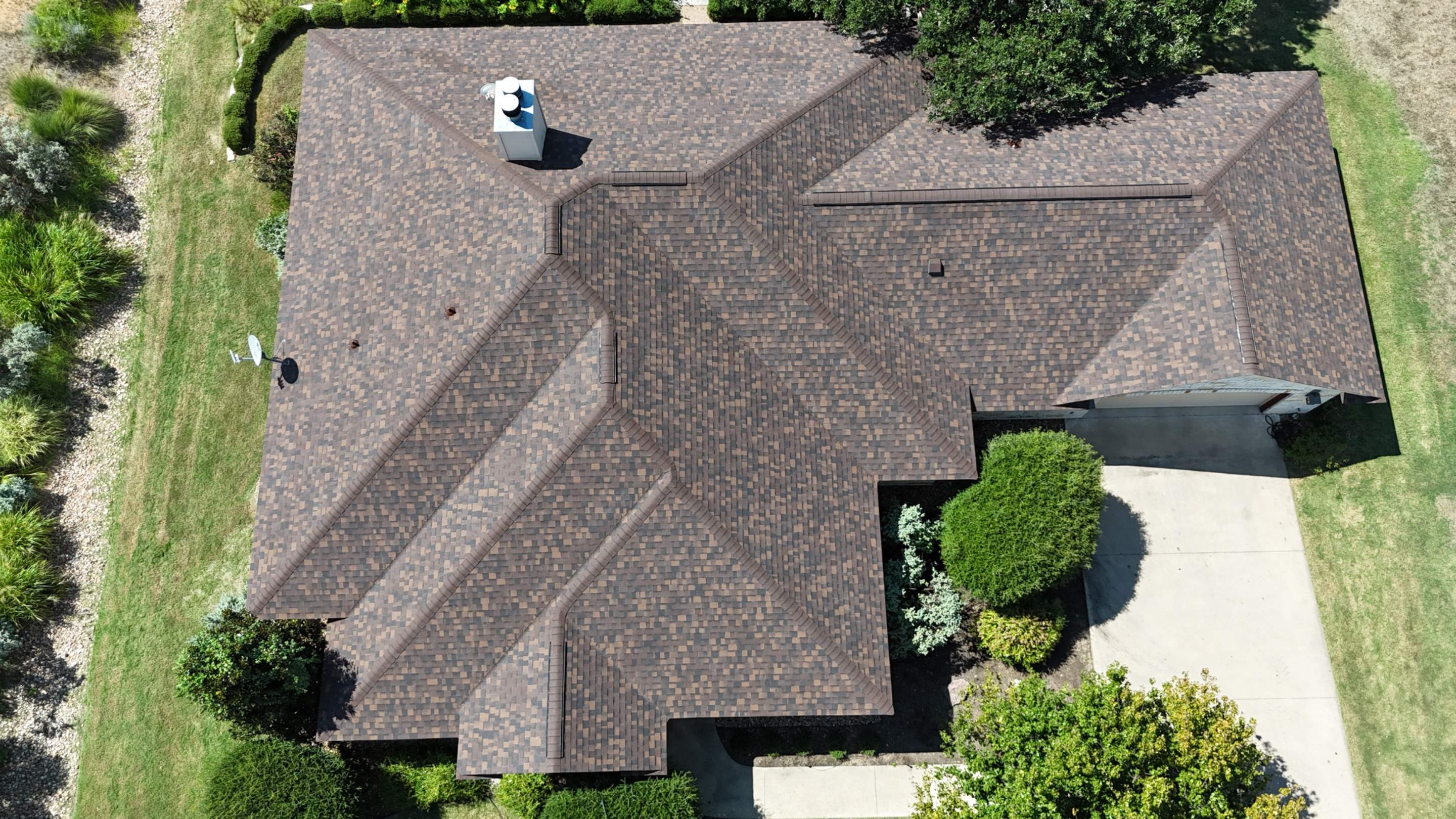 Brownwood - Owens Corning by RoofsOnly.com