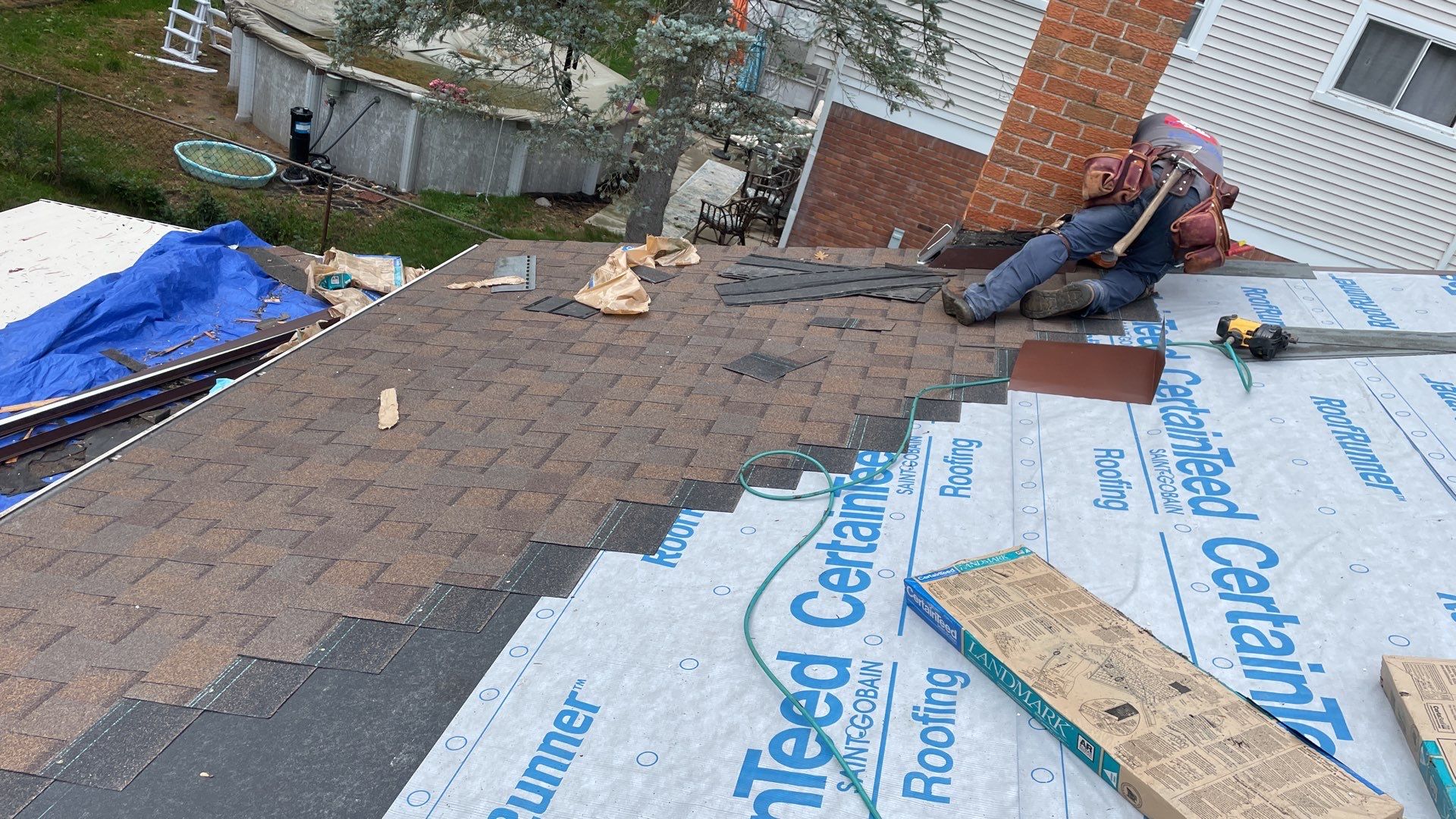 Roof Replacement using CertainTeed Landmark by 180 Contractors
