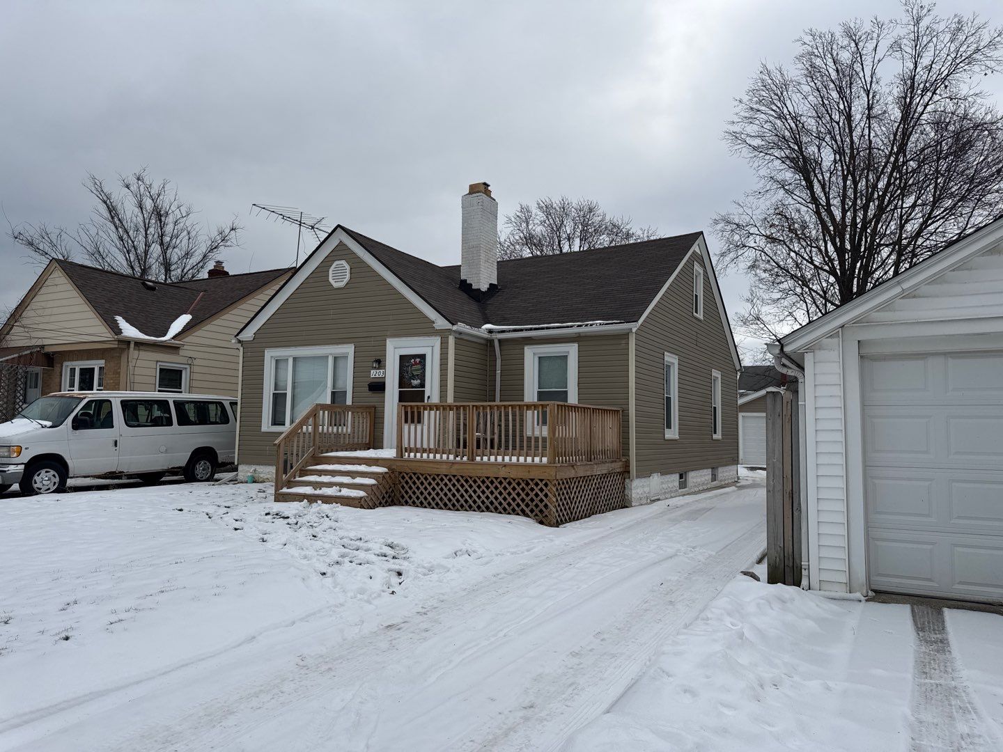 Roof Replacement by Homestyle in Lorain by Homestyle Home Improvements (HHI)