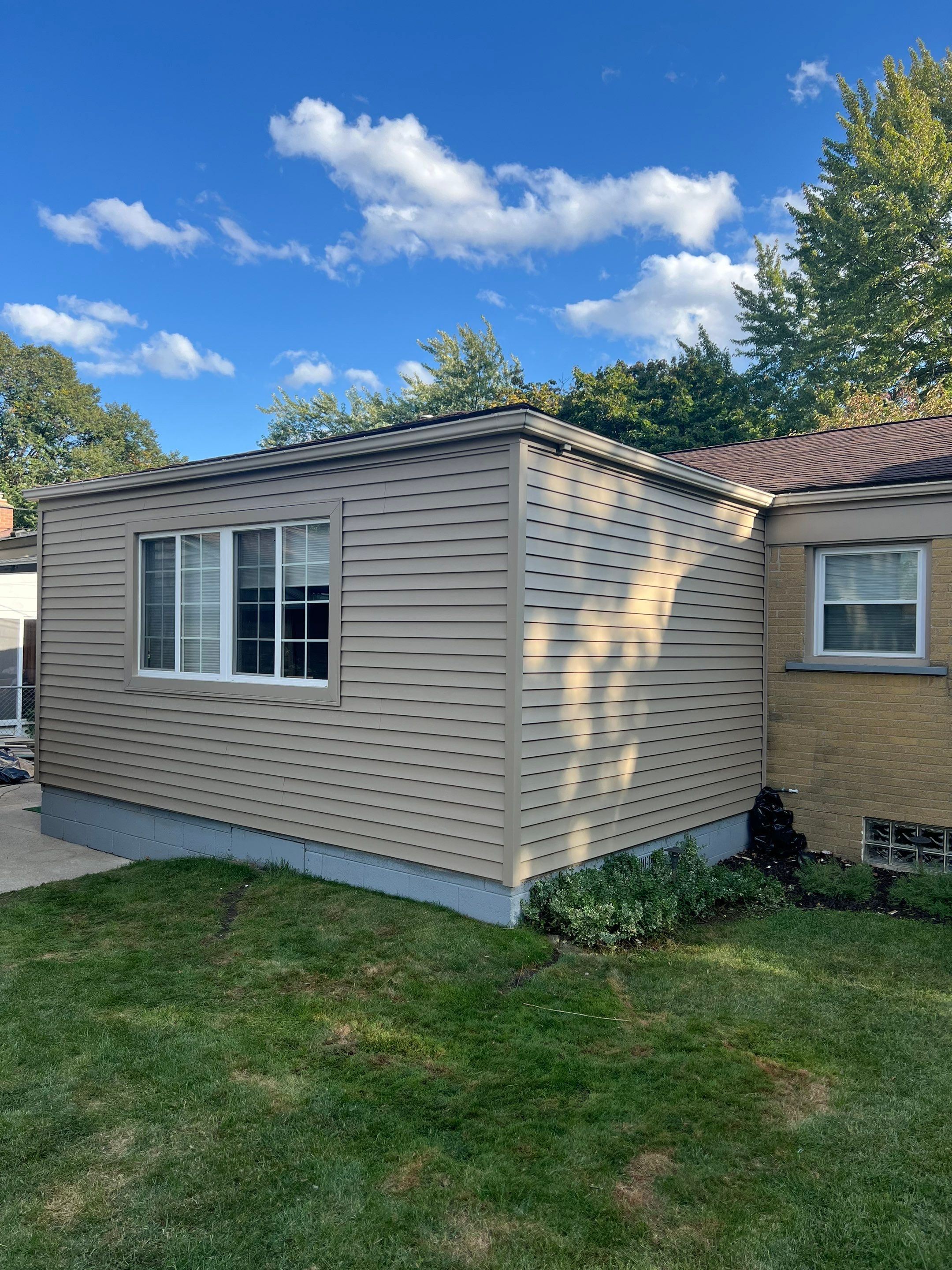 Siding Replacement using Alside Odyssey D4" Tuscan Clay by 180 Contractors
