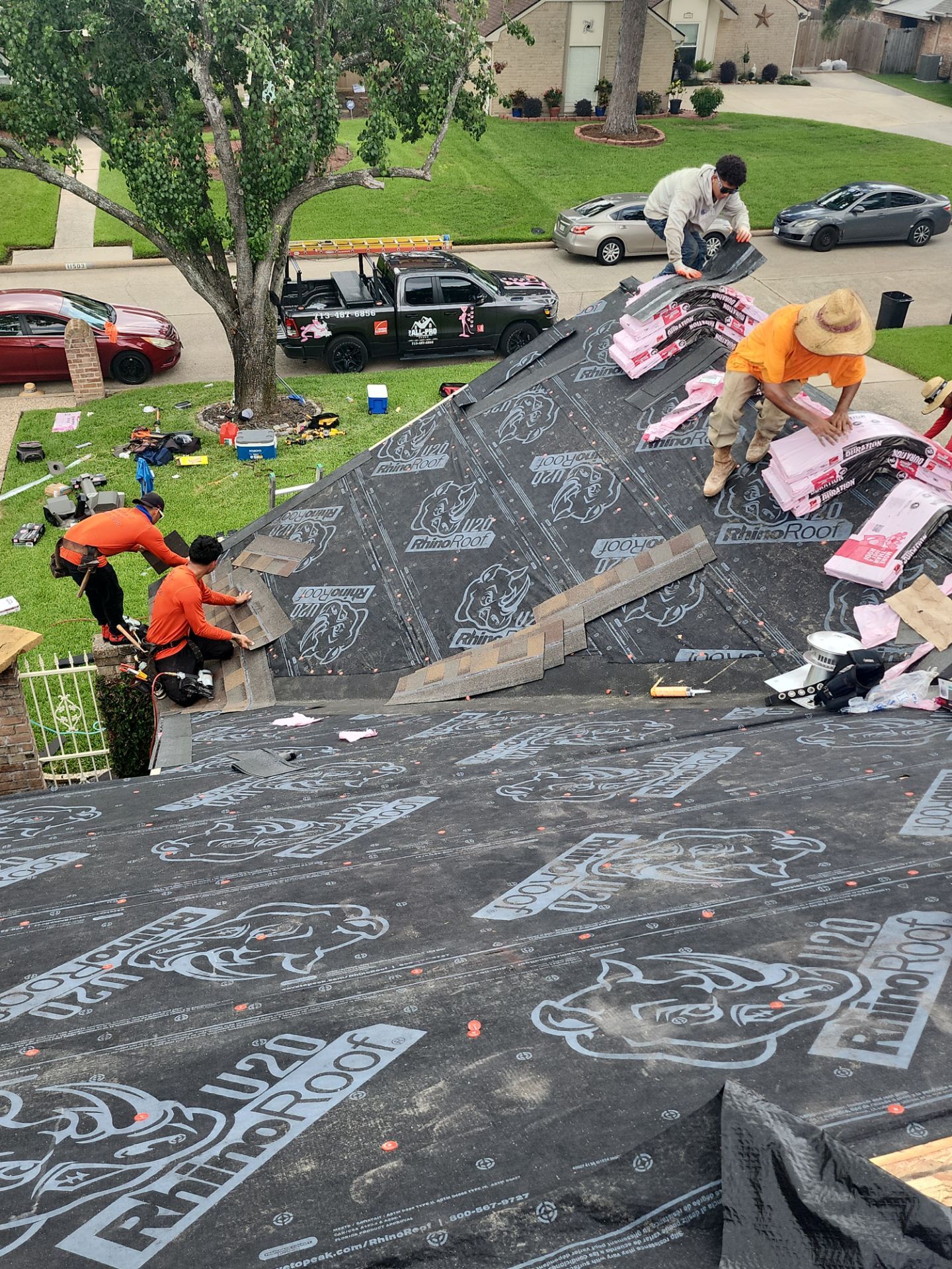 Residential Roofing Installation using Owen's Corning Duration (Lifetime) Shingles by Roof Repair Company