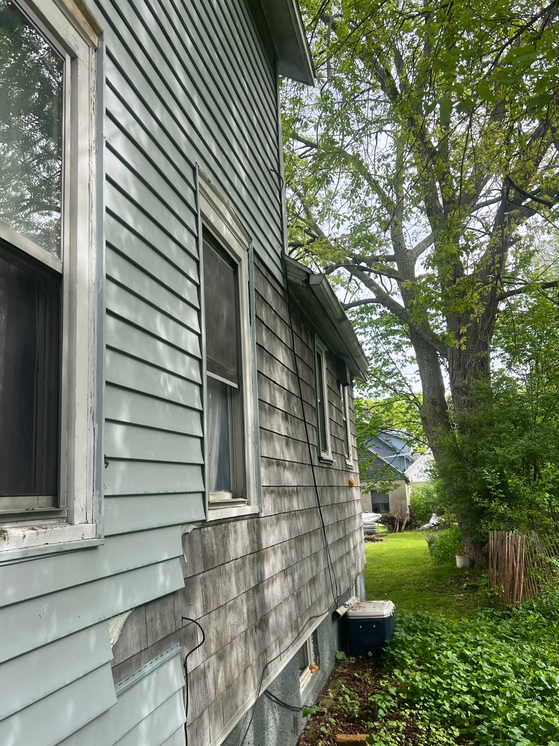 FULL HOME SIDING MAKEOVER SHEBOYGAN  by Gellings Roofing & Siding