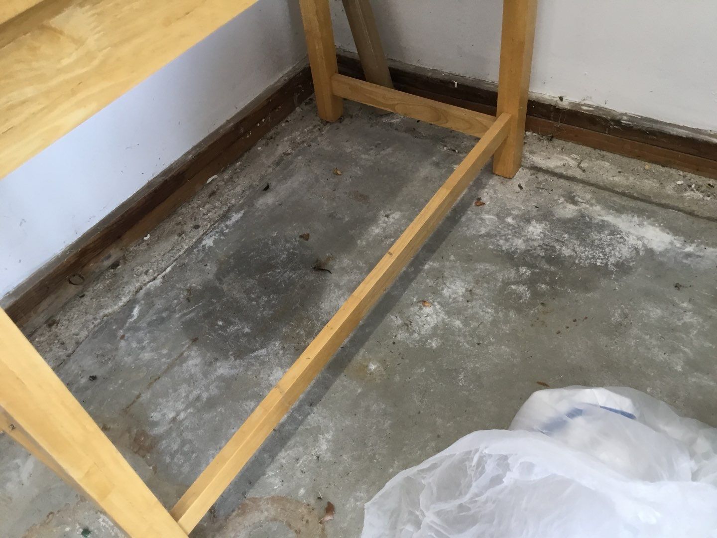 Garage in Shrewsbury, MA 01545 by Symphony Concrete Coatings