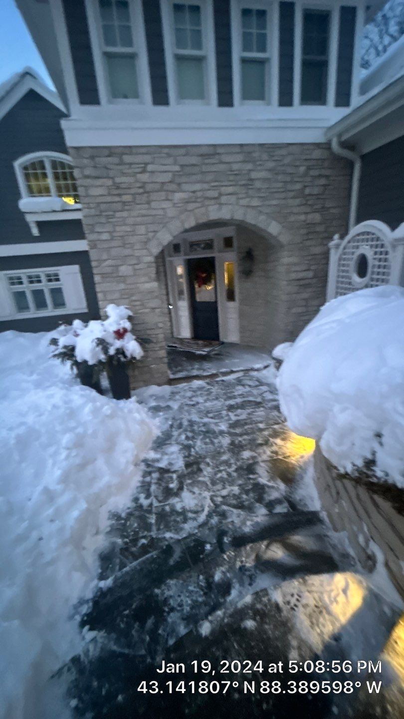 Roof Snow And Ice Dam Removal using Steamer by Total Restoration Services