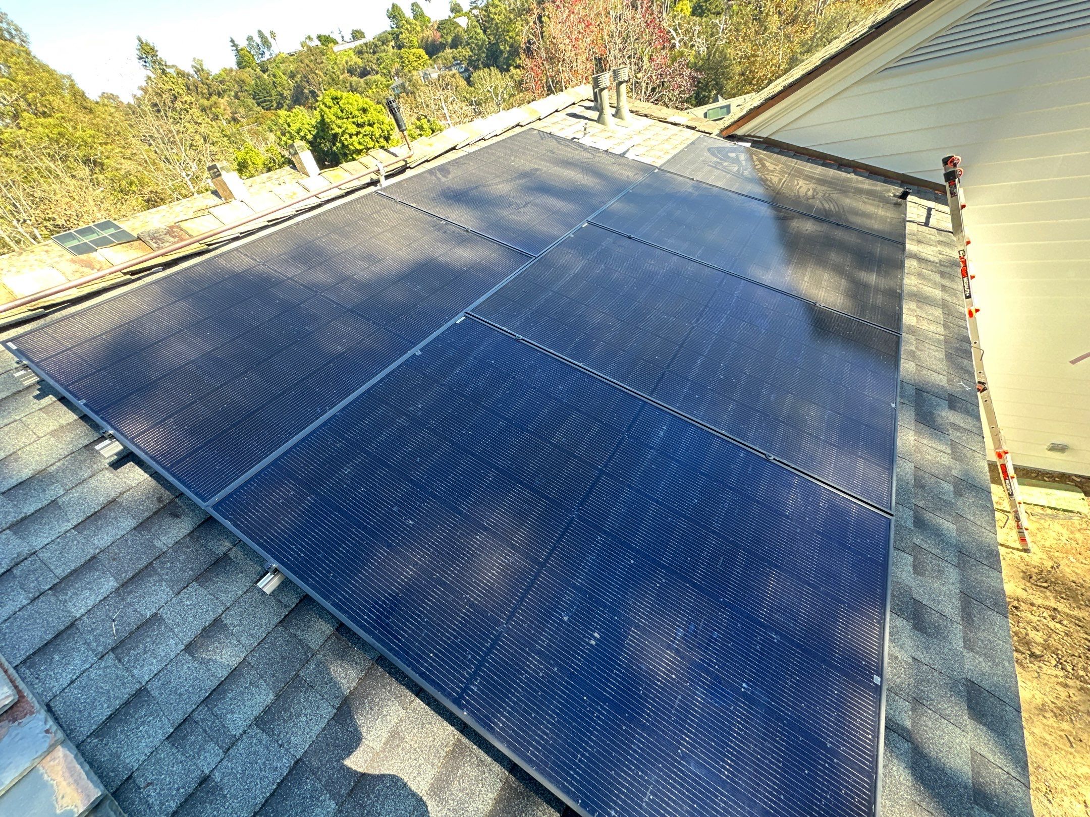High-Efficiency Solar Panel Installation for New Construction in Los Angeles by AWS Solar
