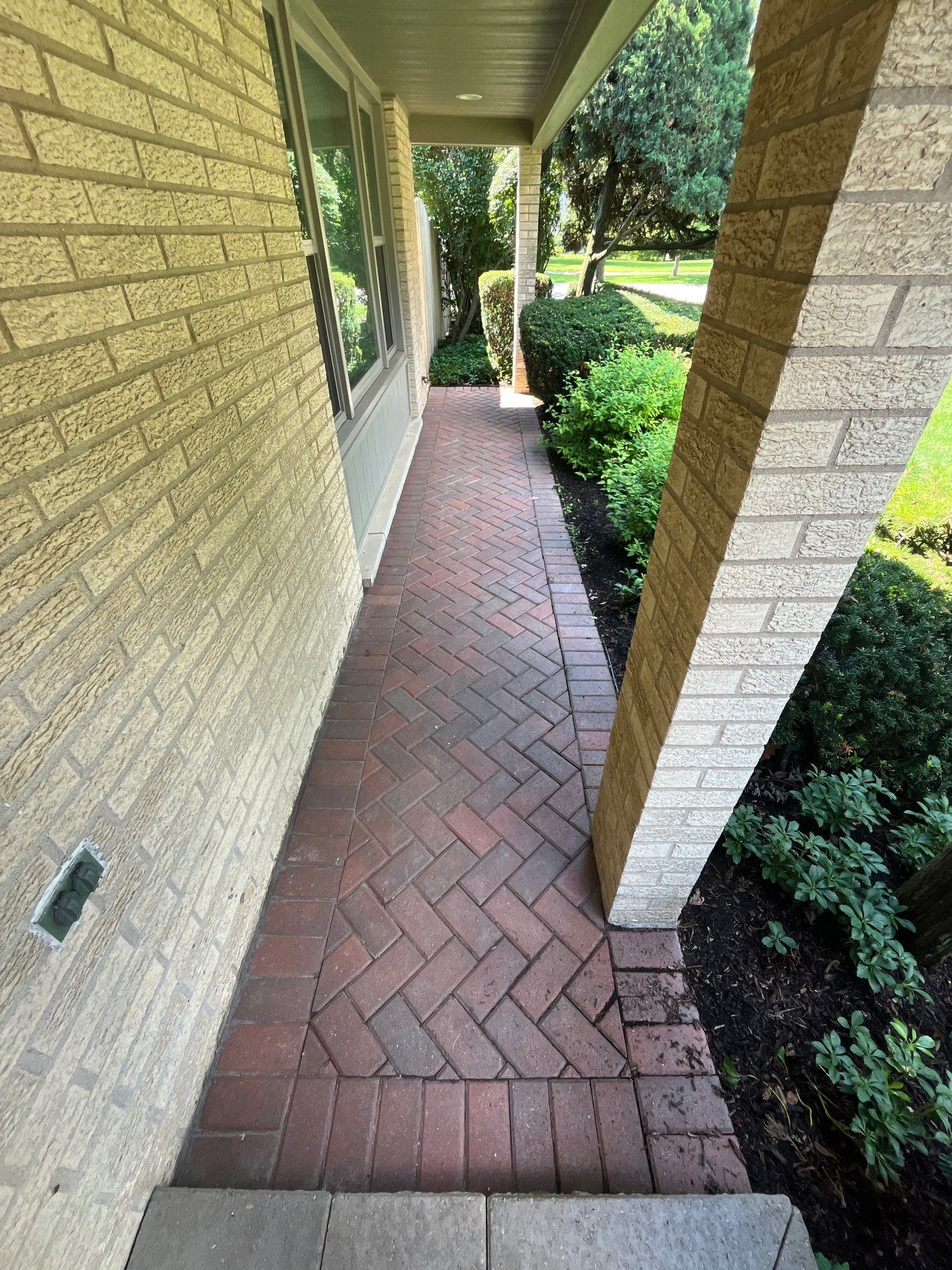 Brick paver clean, sand and seal.  using Surebond SB-1300 by Northern Power Washing LLC.