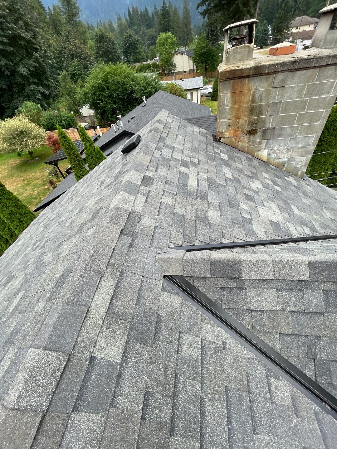 Residential Roofing Installation using Malarky Vista Shingles by Top Notch Roofing Inc
