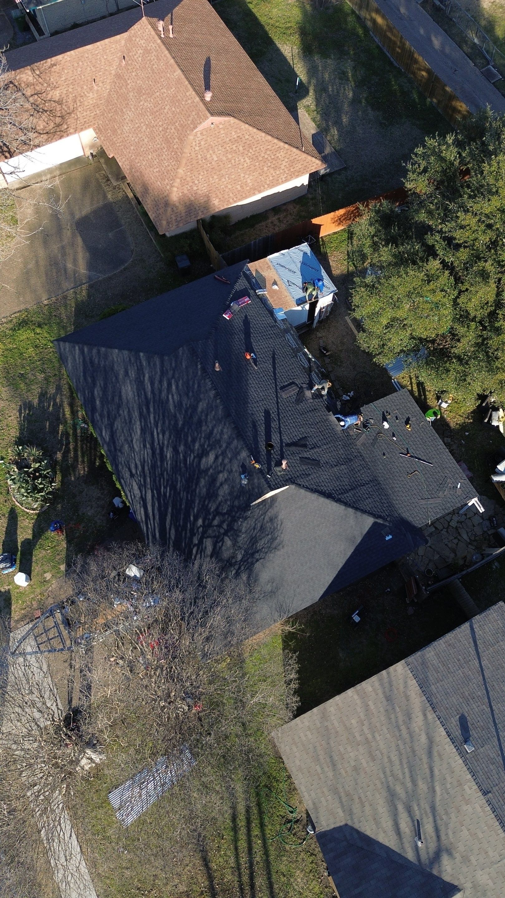 GAF Natural Shadow - Charcoal  by Top Sun Roofing