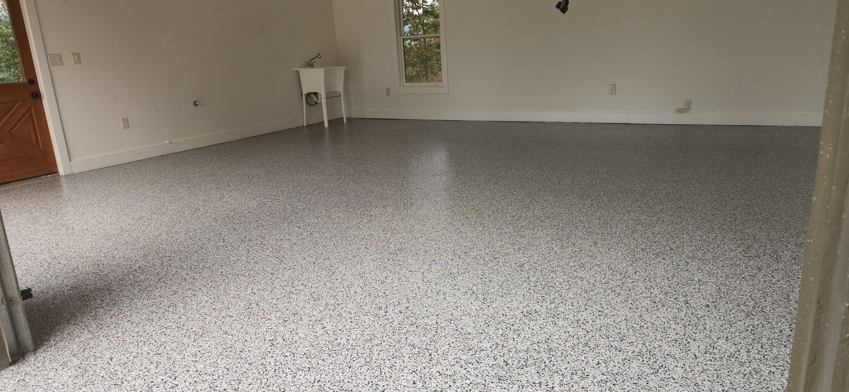 Garage using Domino by Elite Floor Solutions