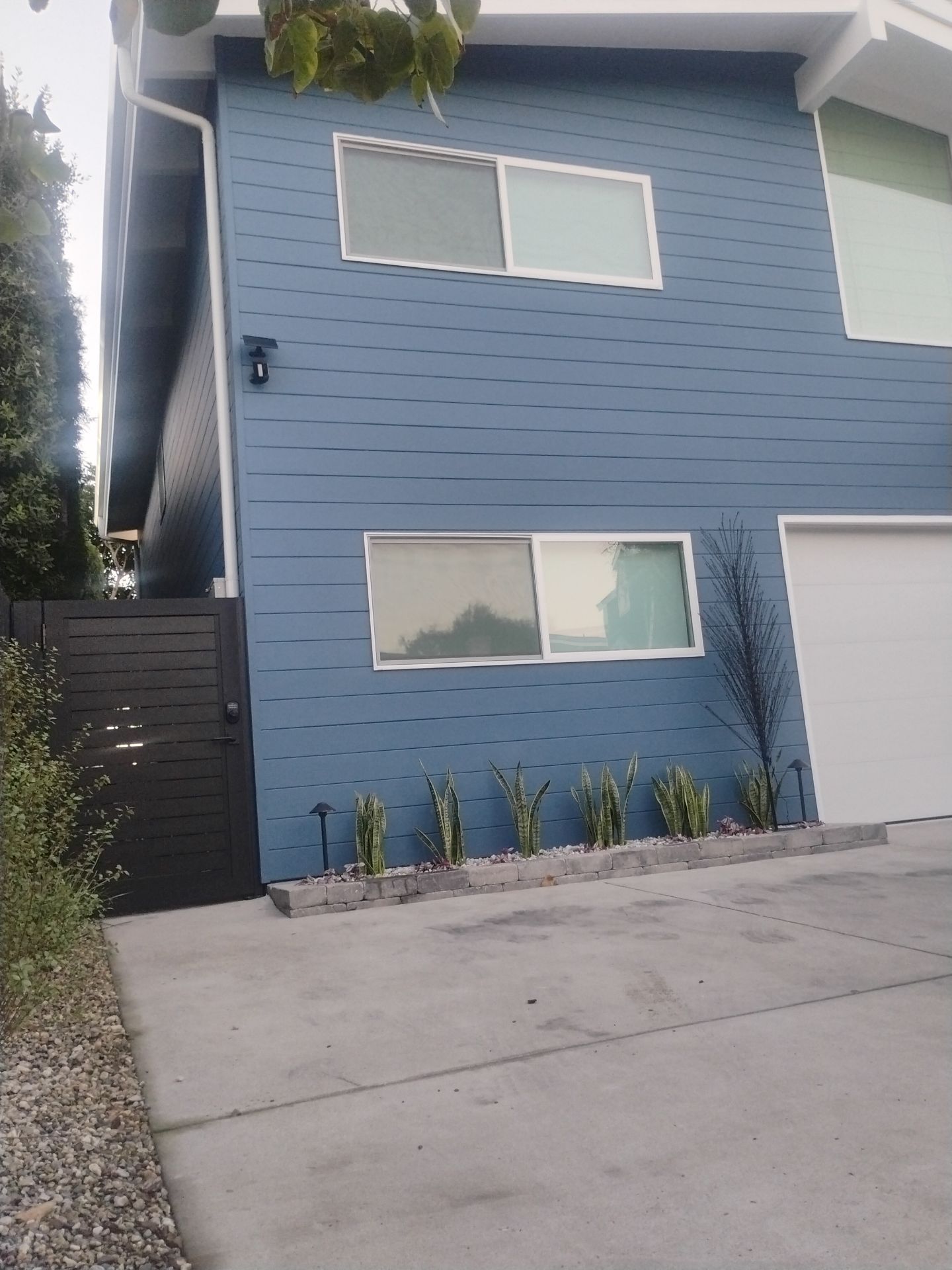 James Hardie prime V-grove by New Era Siding Inc 