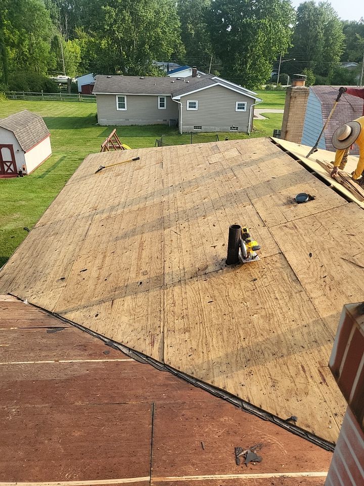 ATLAS PINNACLE COLOR: SUMMER STORM by Eagle Eye Roofing
