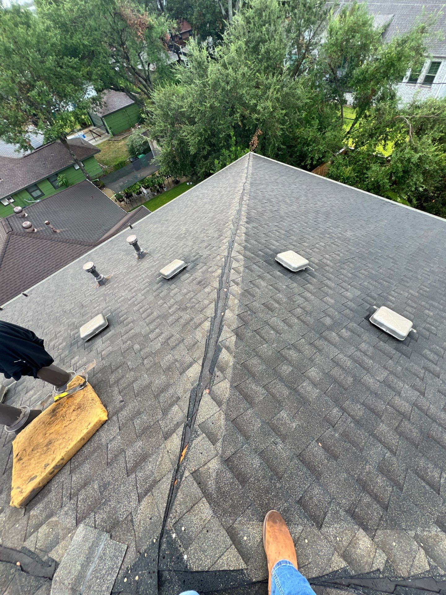 Hail Damage using Owen's Corning Duration (Lifetime) Shingles by Roof Repair Company