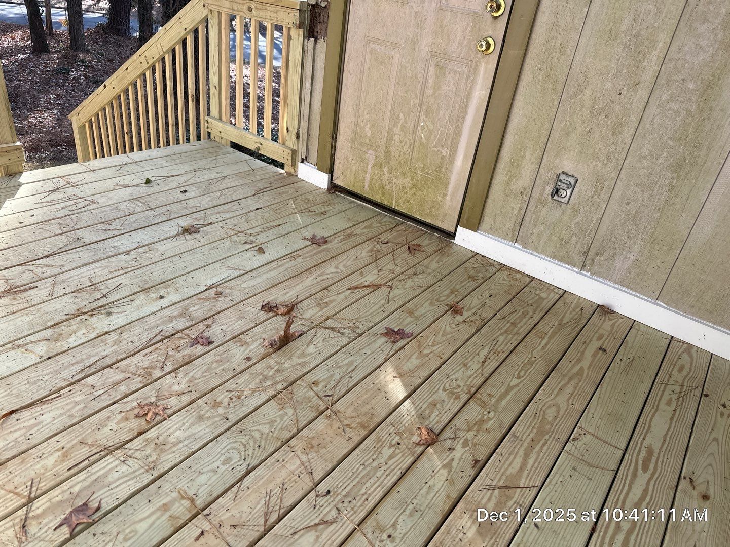 Wood Deck using Wood Sealant by DuraSeal