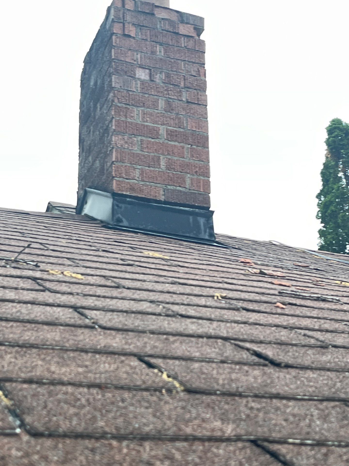 Roof Replacement using Owens Corning Onyx Black by 180 Contractors