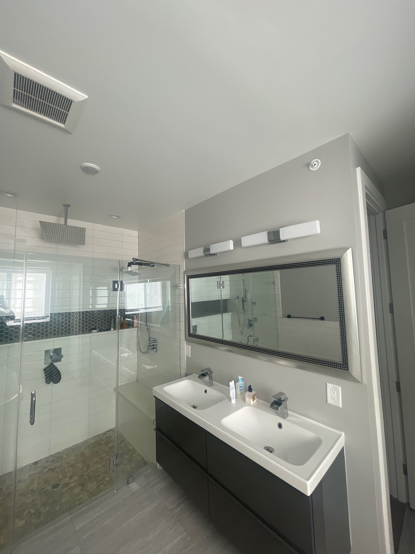 Interior Refresh – Northern Liberties / Olde Kensington, Philadelphia by Groovy Hues