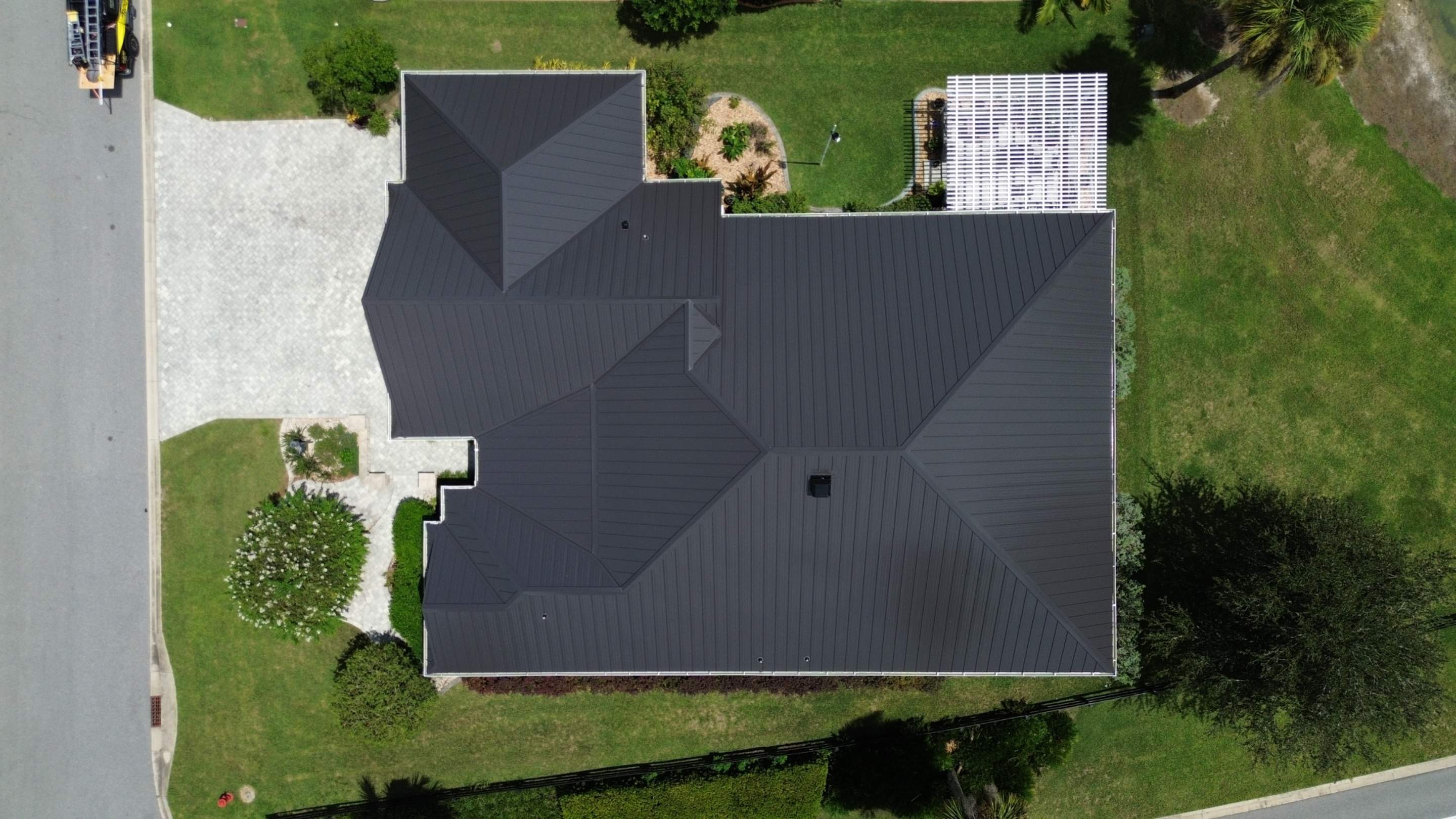 Gold Key Roofing featured photo.