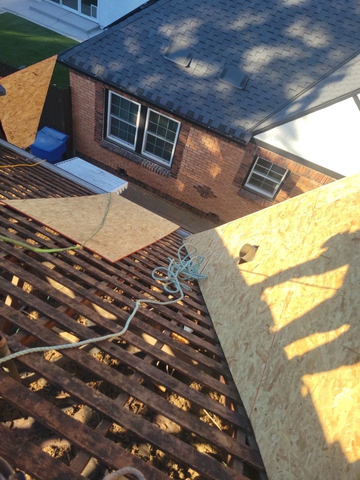 Residential Roofing Installation using Owens Corning Roofing Shingles by Byers Enterprises 