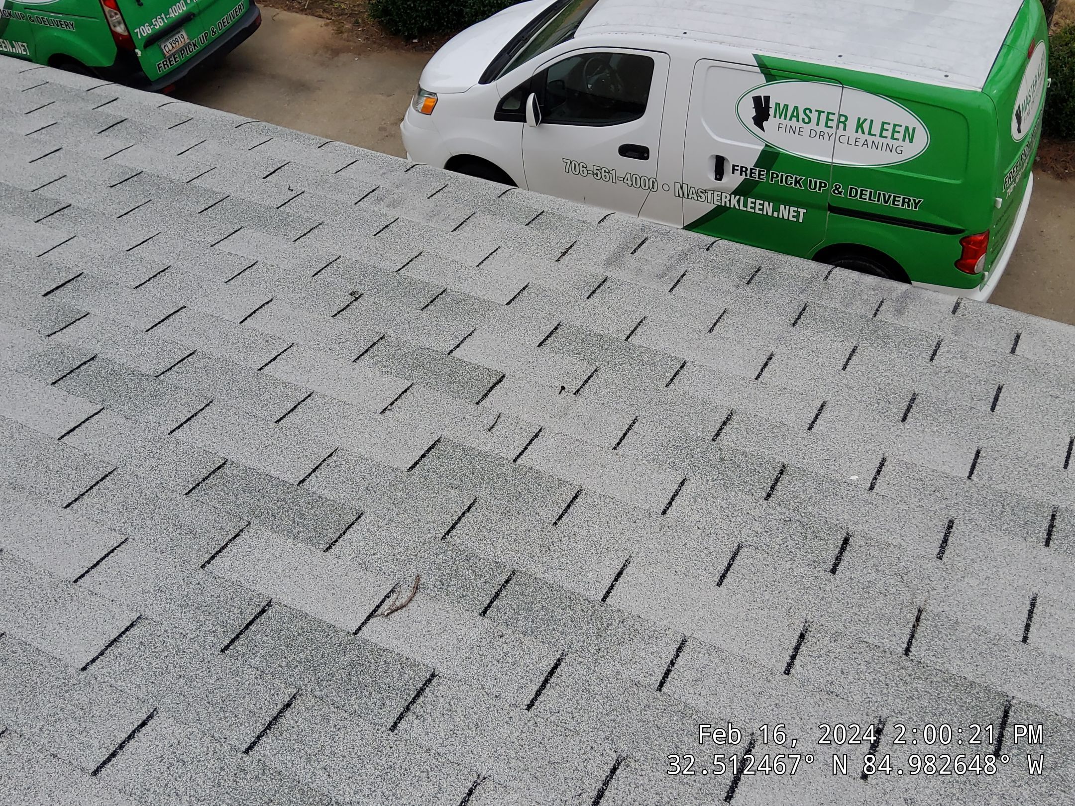Master Clean Roof and Gutter Cleaning by iGreen Solutions
