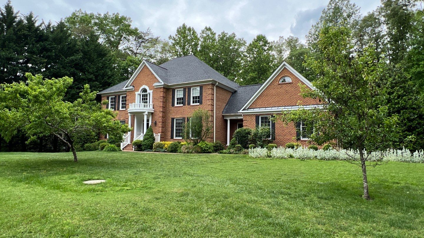 Clifton - CertainTeed Landmark Charcoal Black by RM Banning, Inc.