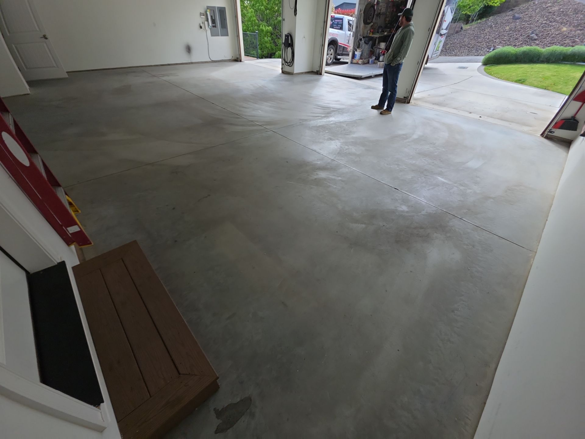 Pebble Beach Flake Garage Floor Coating in Richland by Croc Coatings, LLC