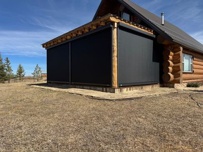 Motorized Screens using Progressive MagnaTrack Screens