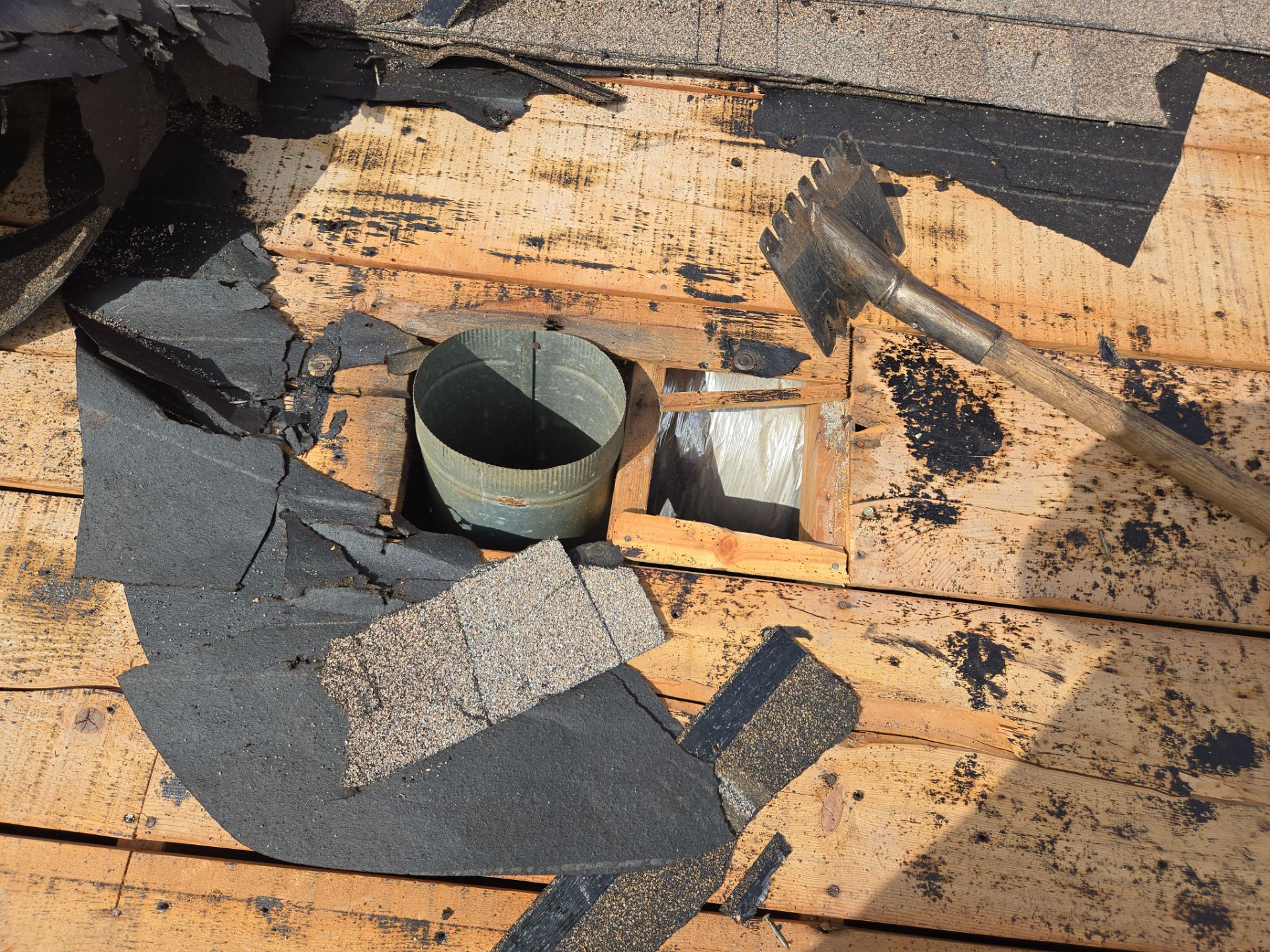 Project in Seminole 33772 by Mitchell Roofing Company LLC 